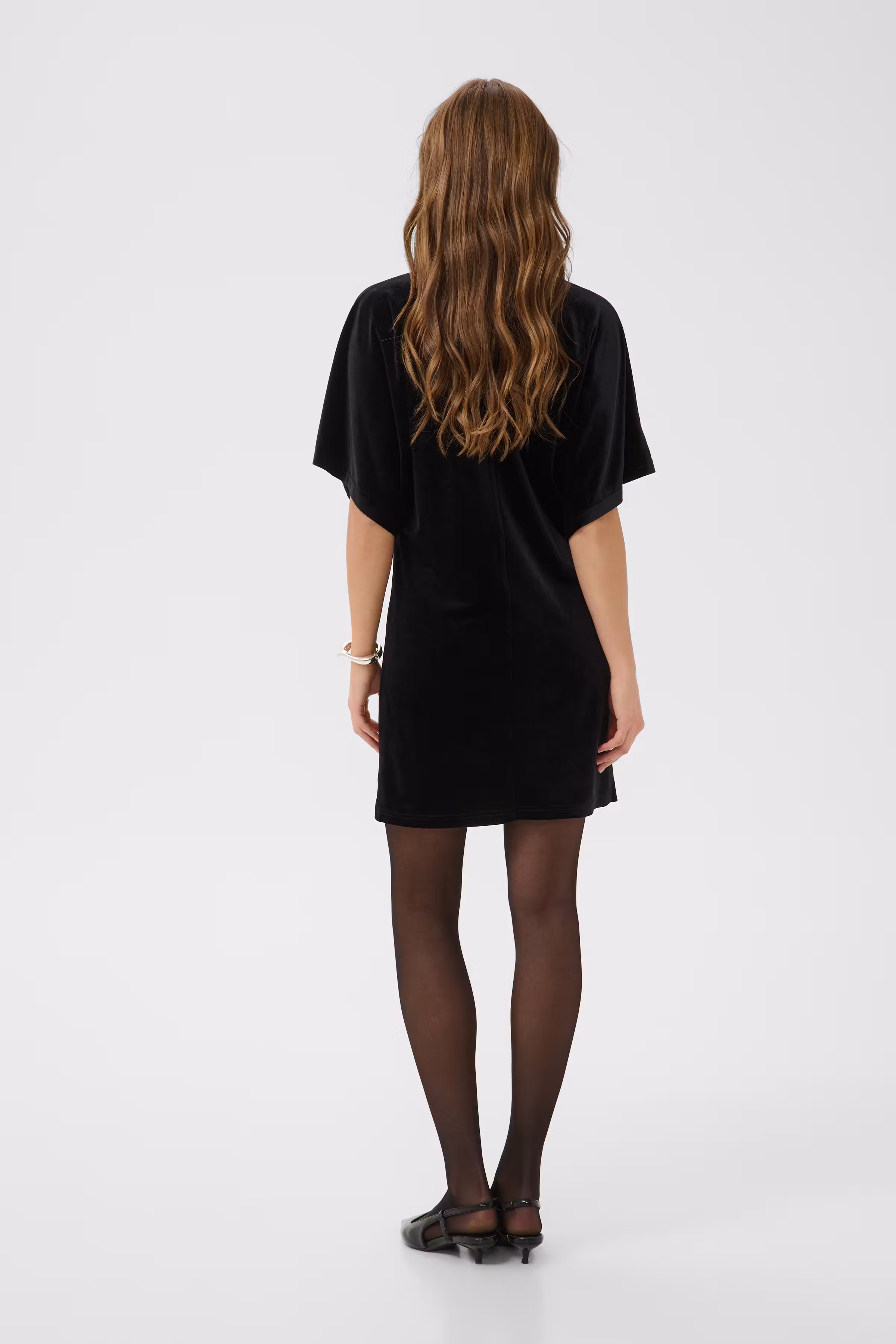 KAjenny Velurkjole LOOKBOOK BACK 10512549-100121