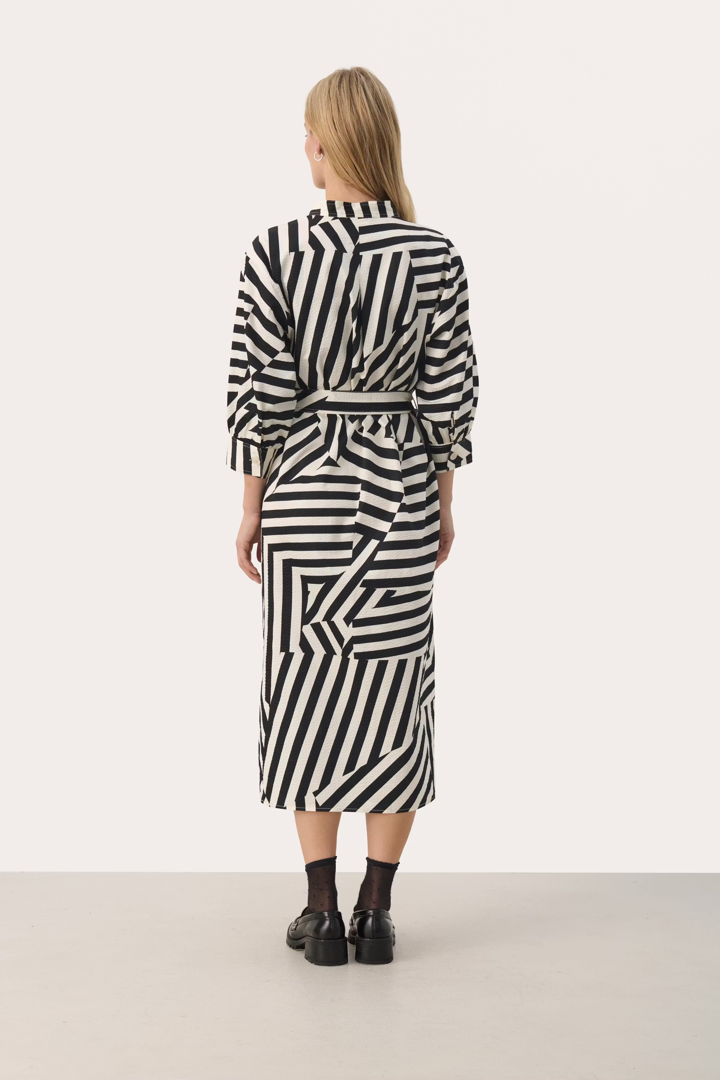 EnaPW Kleid LOOKBOOK BACK 30309593-302748