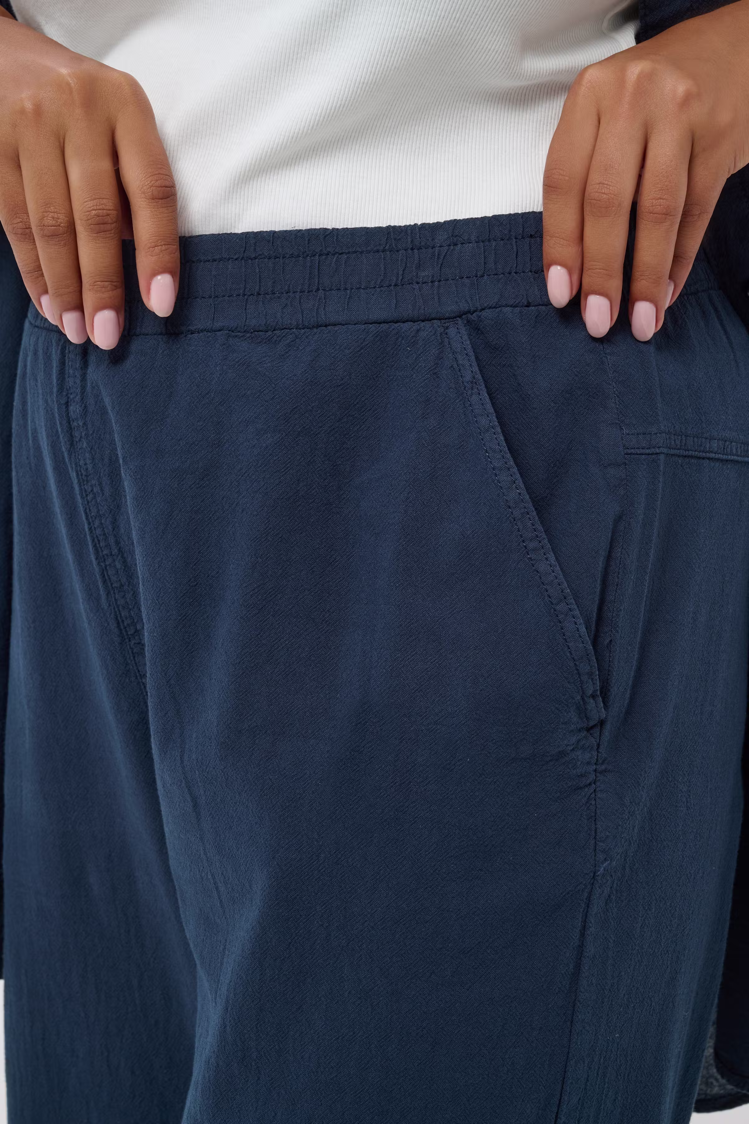 KCnana Culotte Trousers LOOKBOOK DETAIL 10581488-194020