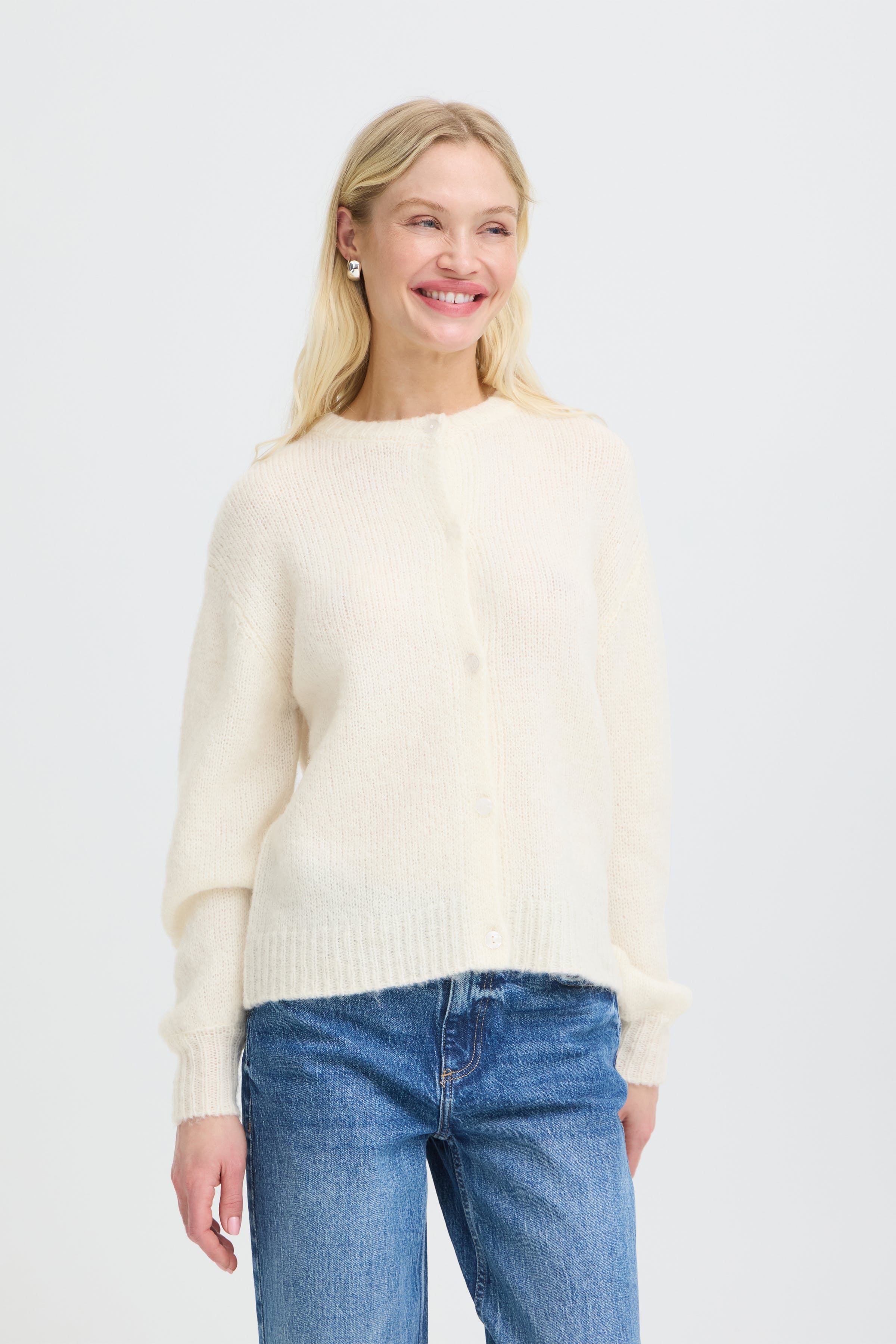 BYOTIA Cardigan LOOKBOOK FRONT 20819108-130905