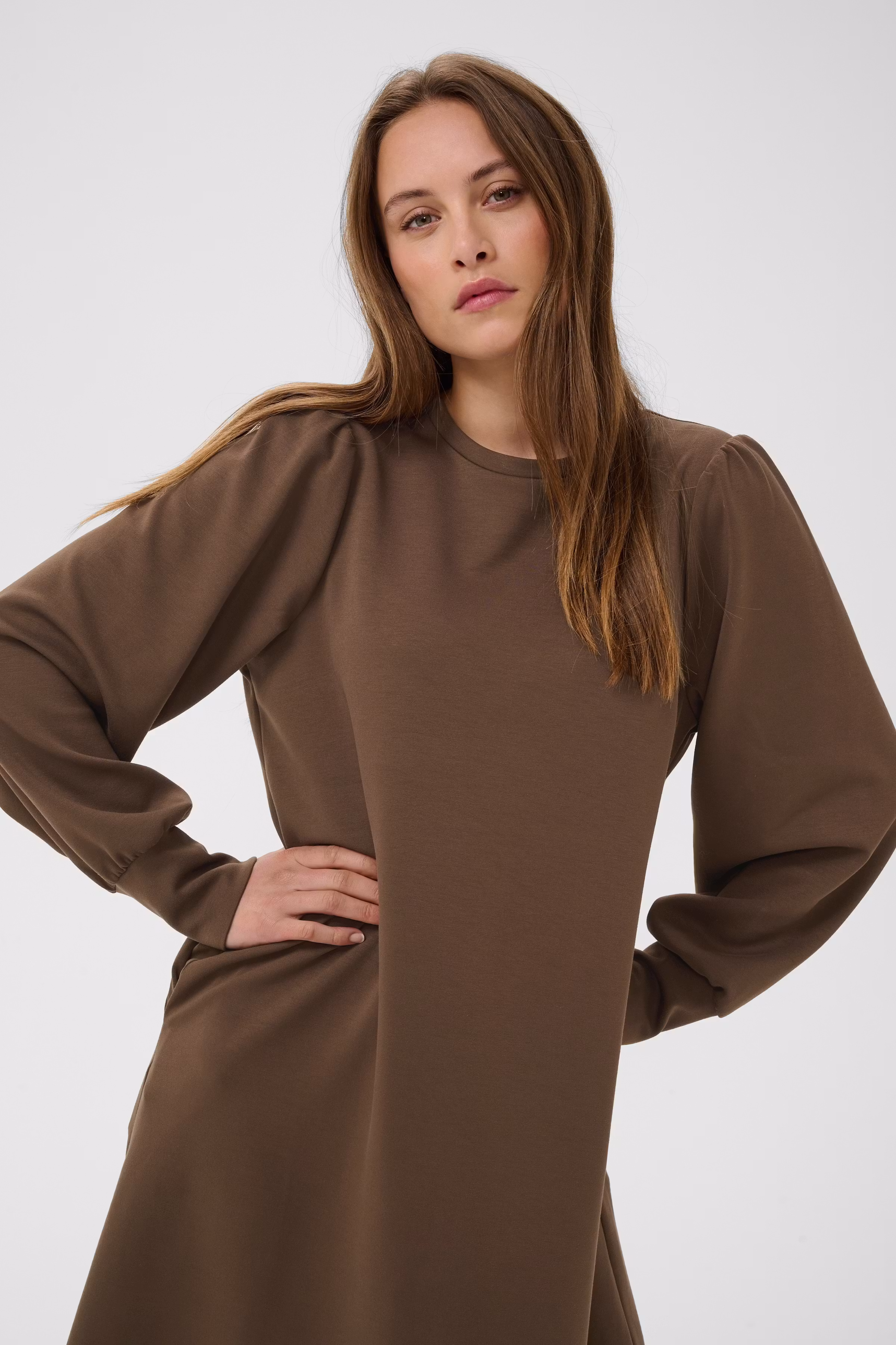 KAannie Kjole LOOKBOOK DETAIL 10512243-191116