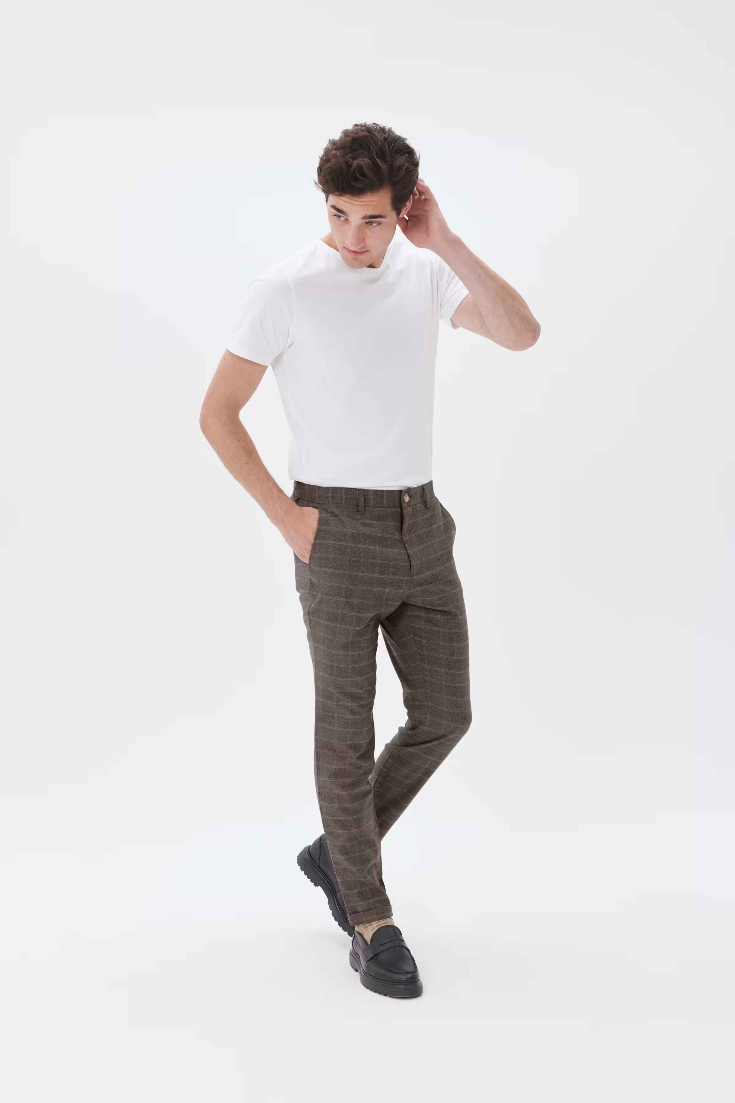 MAliam Hose LOOKBOOK FRONT 30207328-171108