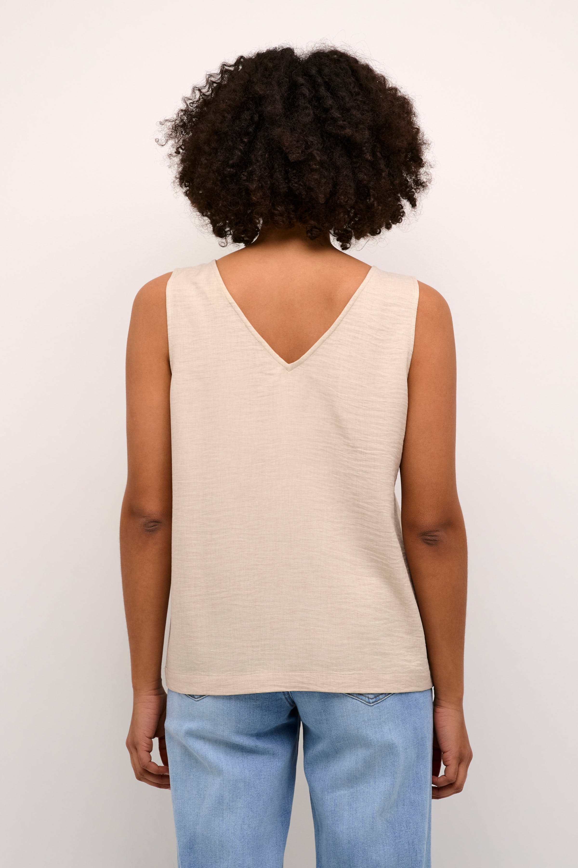 KAelise Blouse LOOKBOOK BACK 10552333-106848