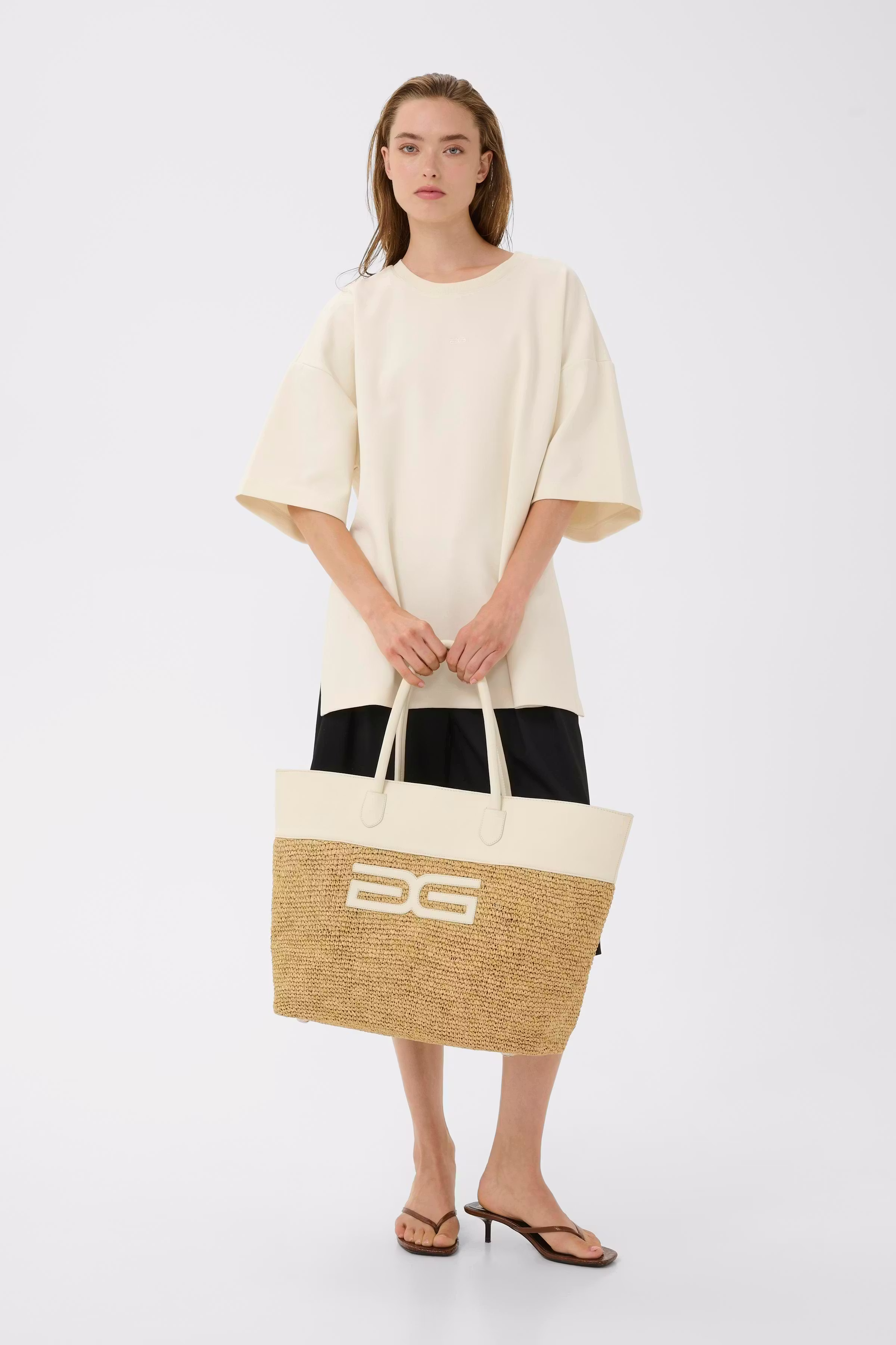 GZrafia LOOKBOOK FRONT 10911201-109387