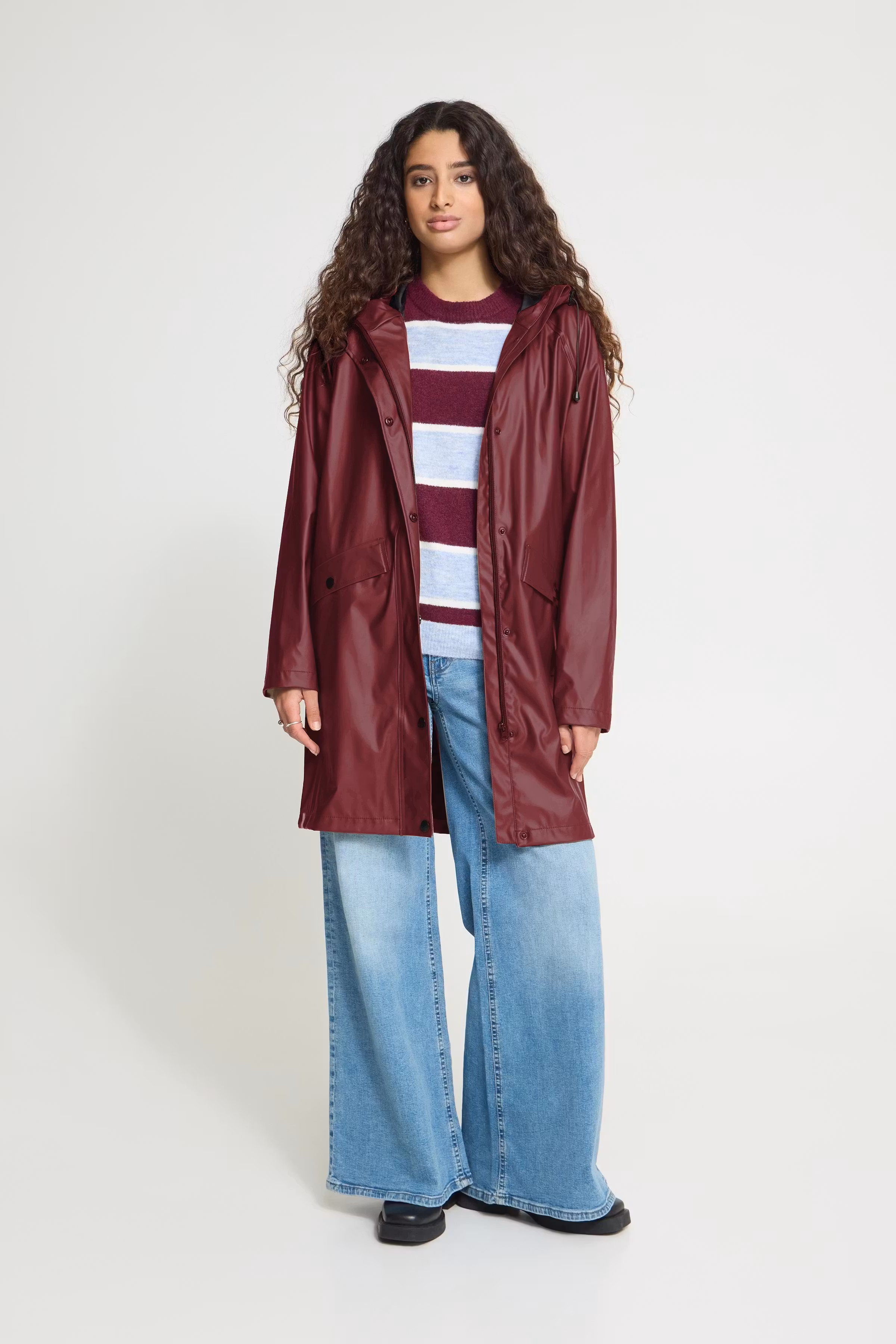 IHTAZI Regntøy LOOKBOOK FRONT 20102965-191627