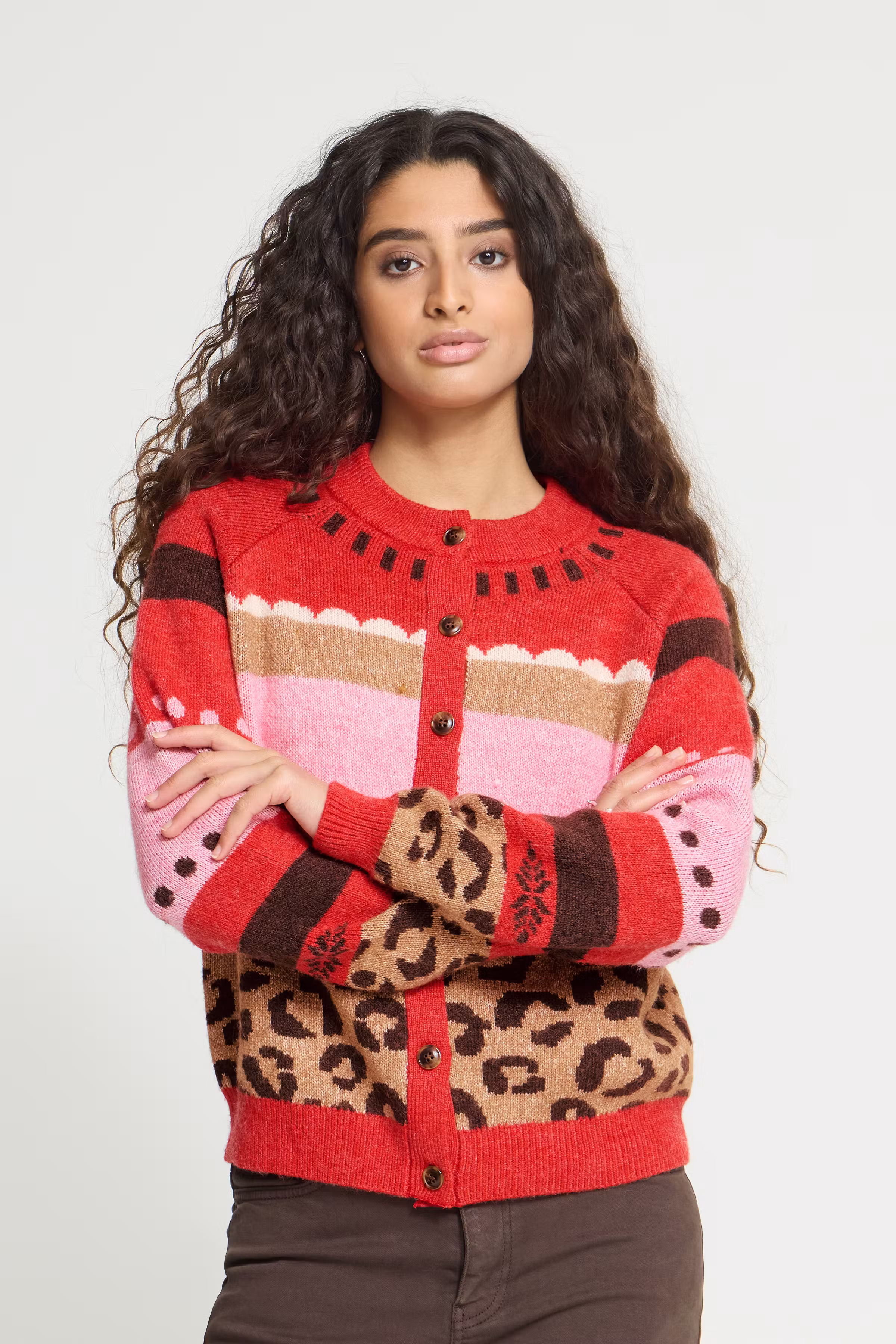 IHLIVONI Cardigan LOOKBOOK FRONT 20126179-900008758