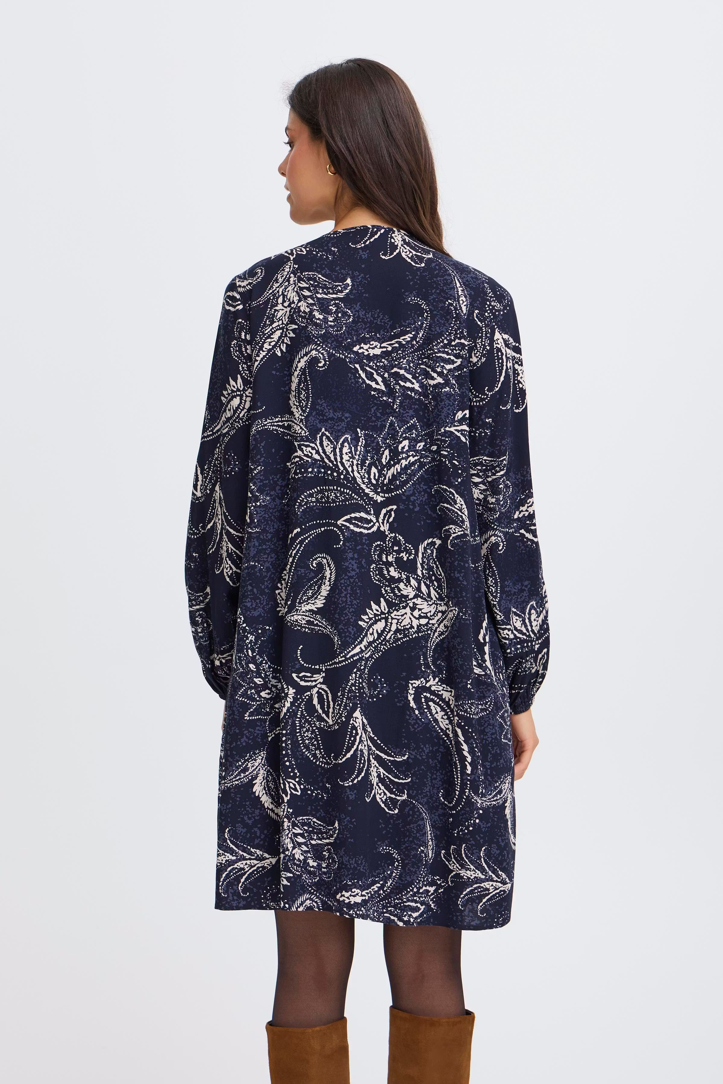 FRKIKI Kjole LOOKBOOK BACK 20617102-900001535