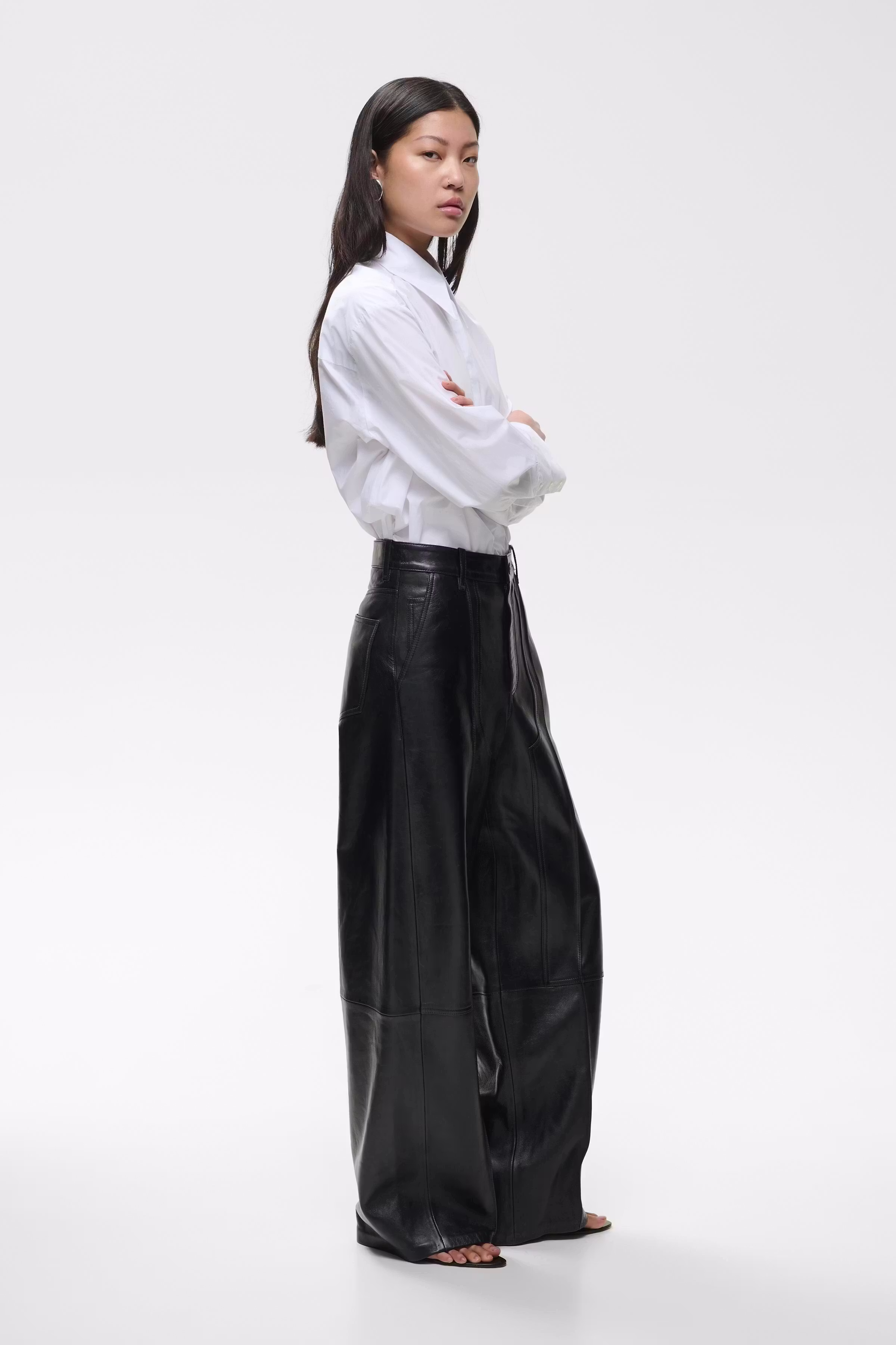 IOLESLIE Trousers LOOKBOOK FRONT 30600691-BK999