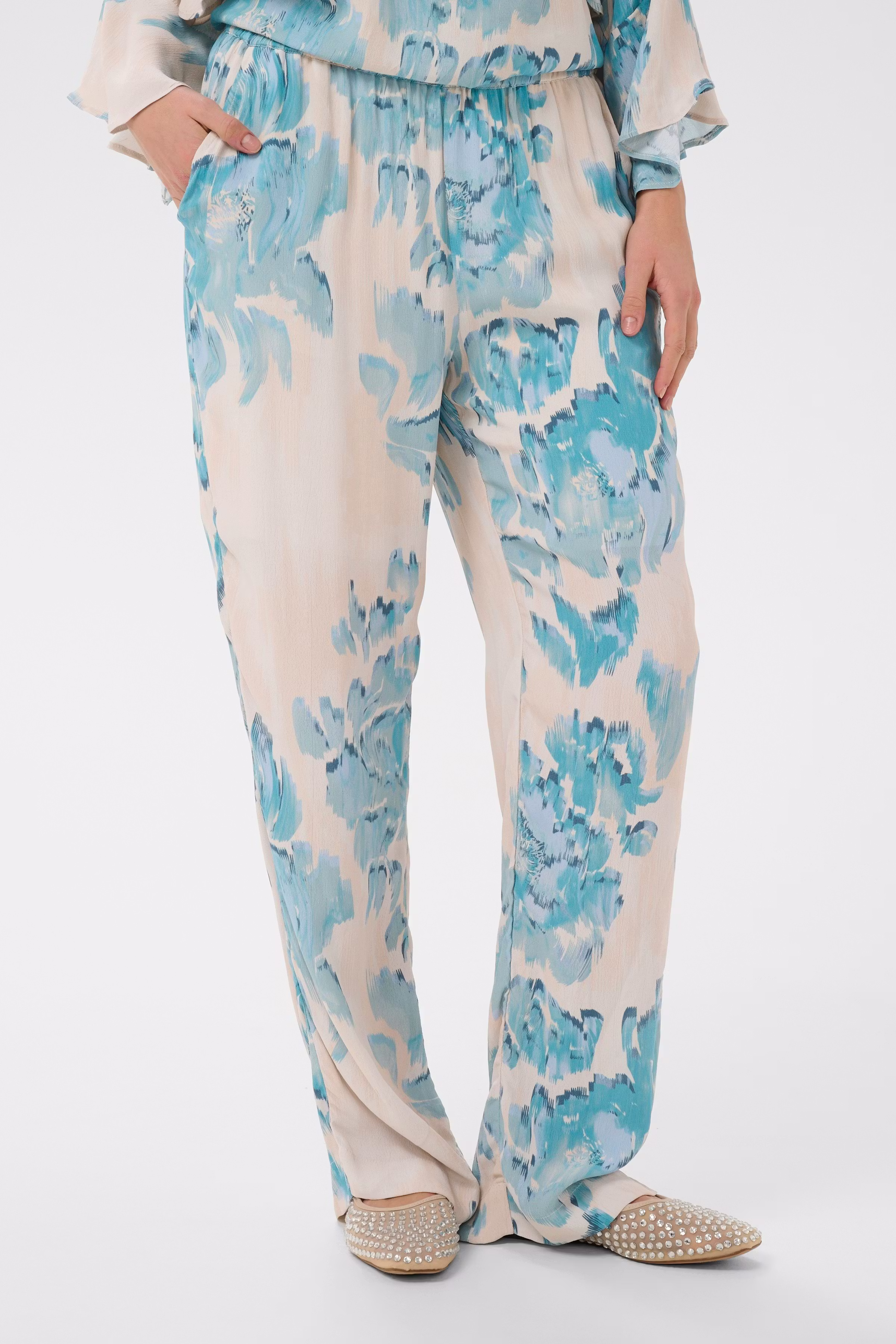 PollyanaSZ Hose LOOKBOOK FRONT 30515005-304774