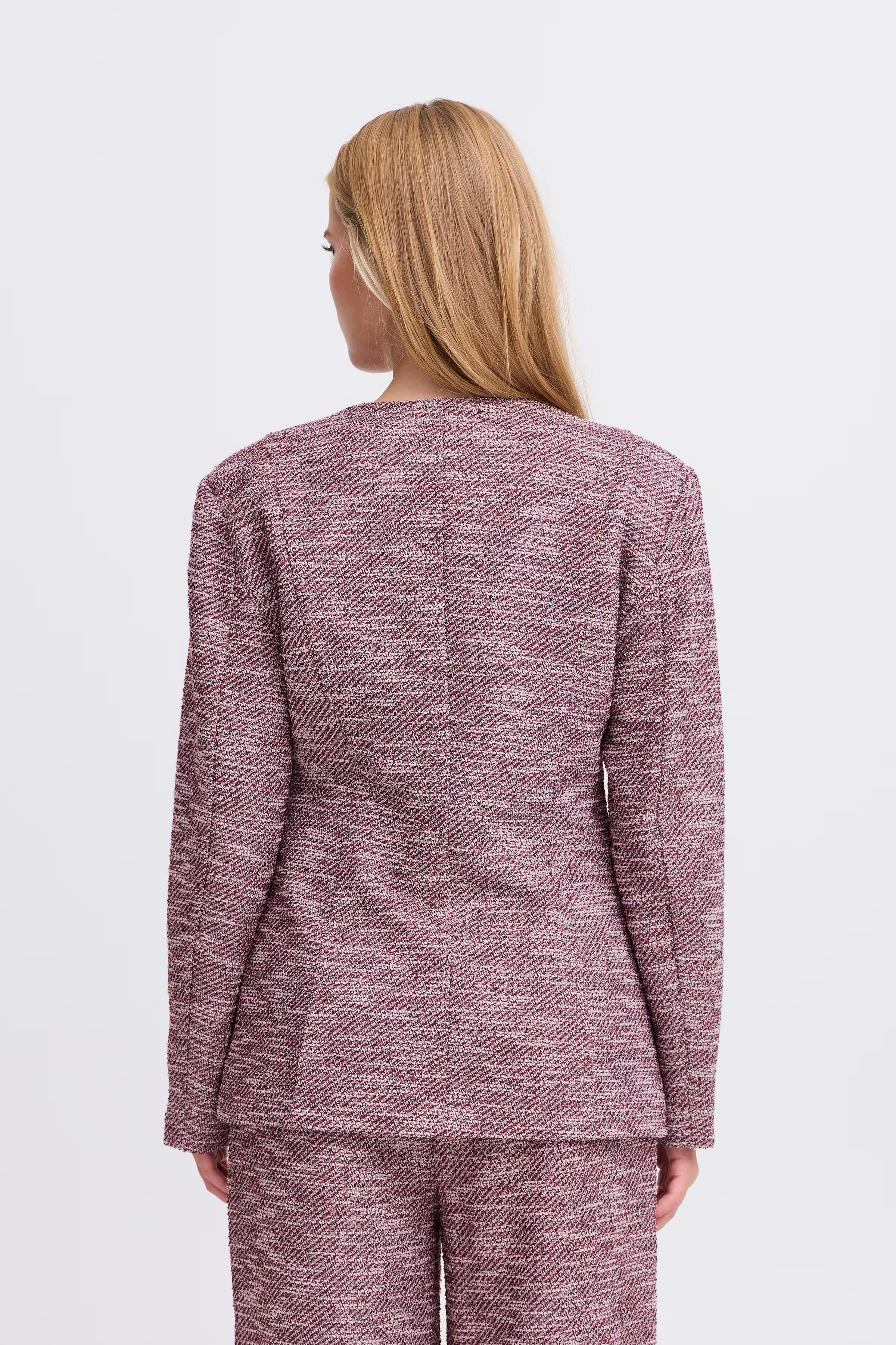 IHKATE CHECLÉ Blazer LOOKBOOK BACK 20122526-204150