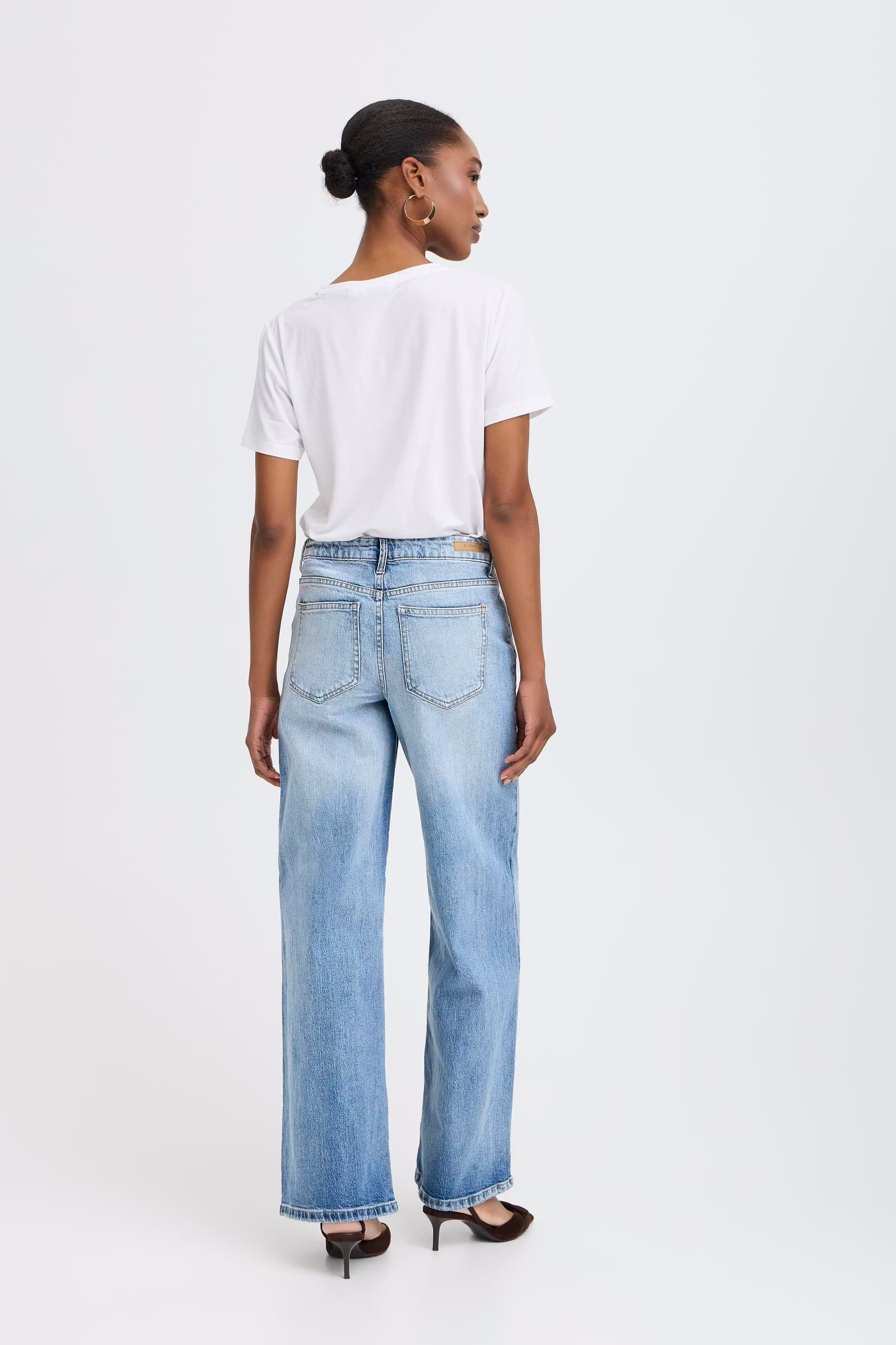 BYKYJLA Jeans LOOKBOOK BACK 20816178-200461