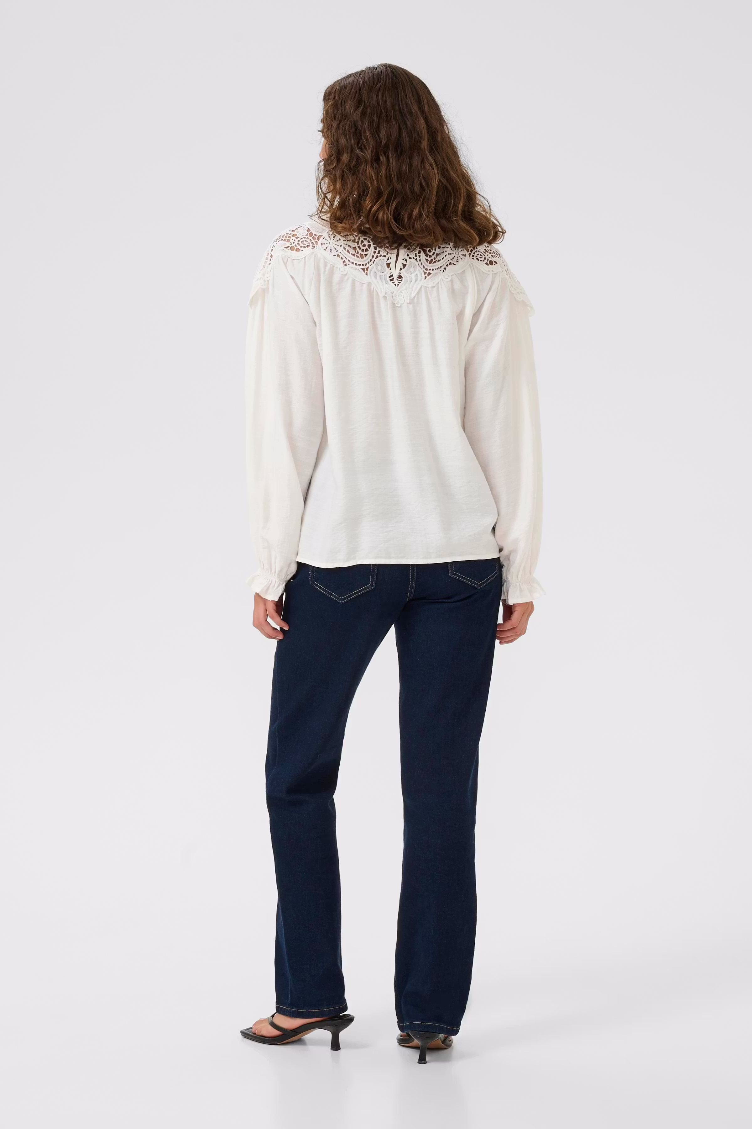 CUurta Bluse LOOKBOOK BACK 50112468-500013