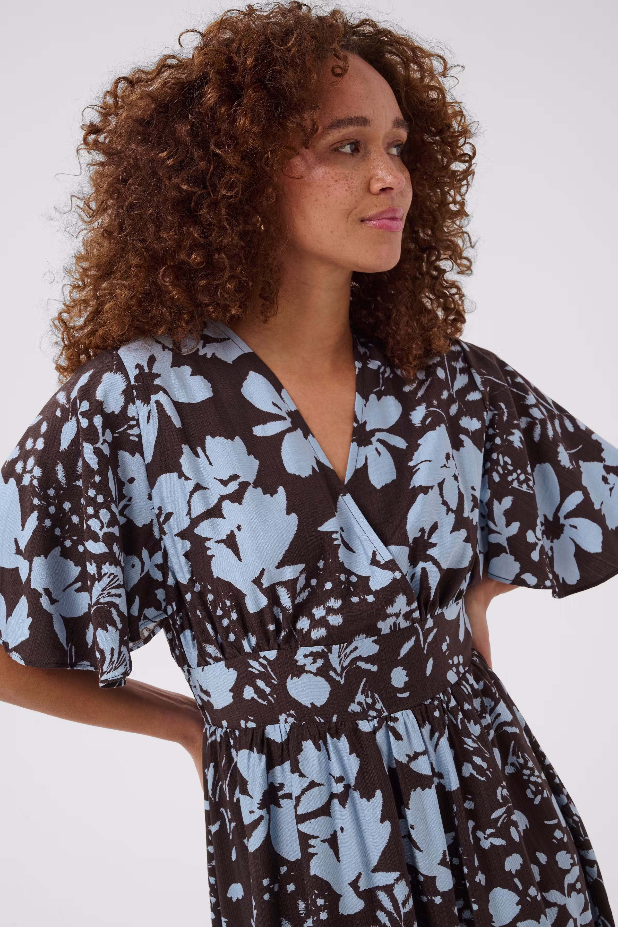 KAnadira Klänning LOOKBOOK DETAIL 10511756-109448