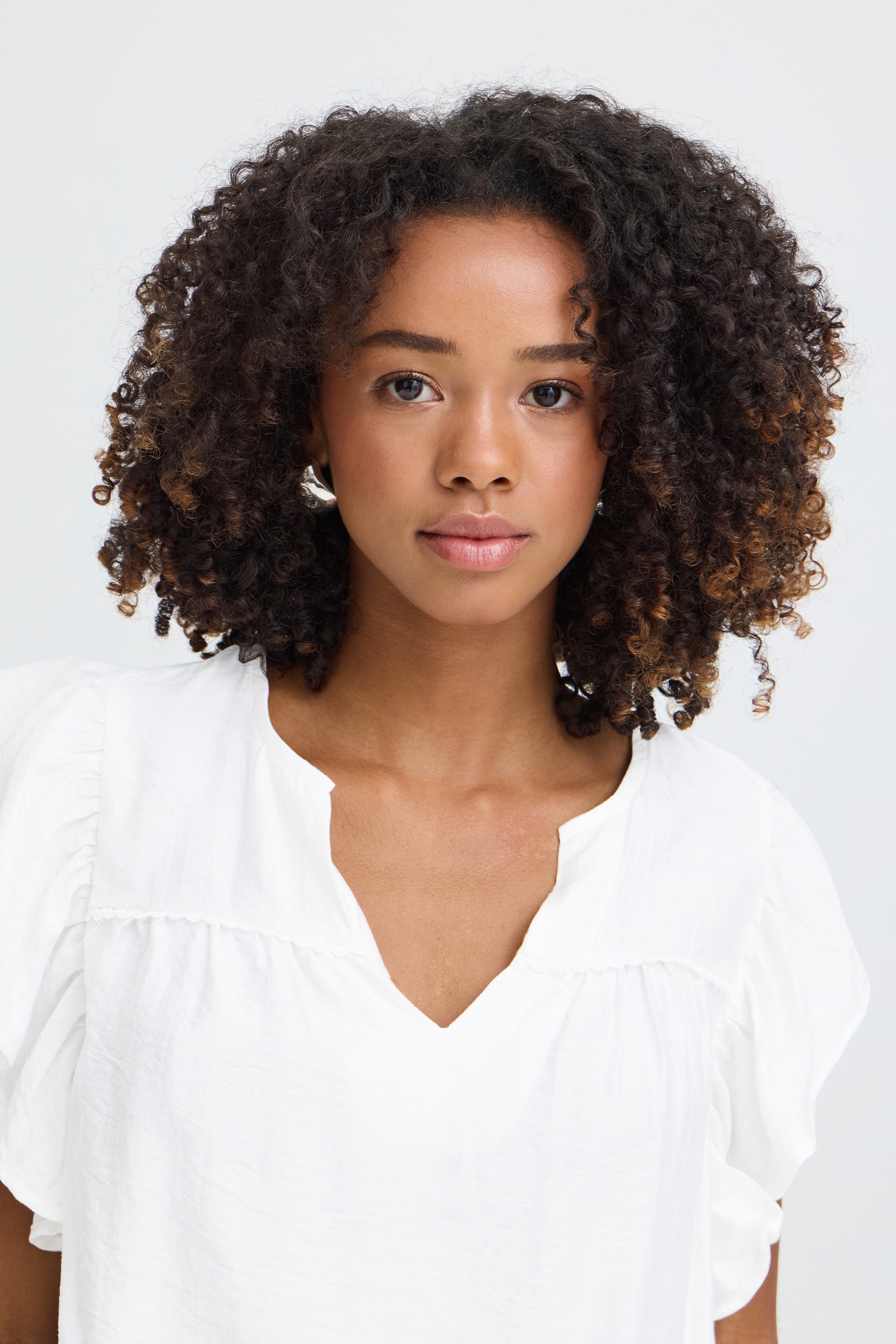 IHHETTA Blouse LOOKBOOK DETAIL 20125513-114201