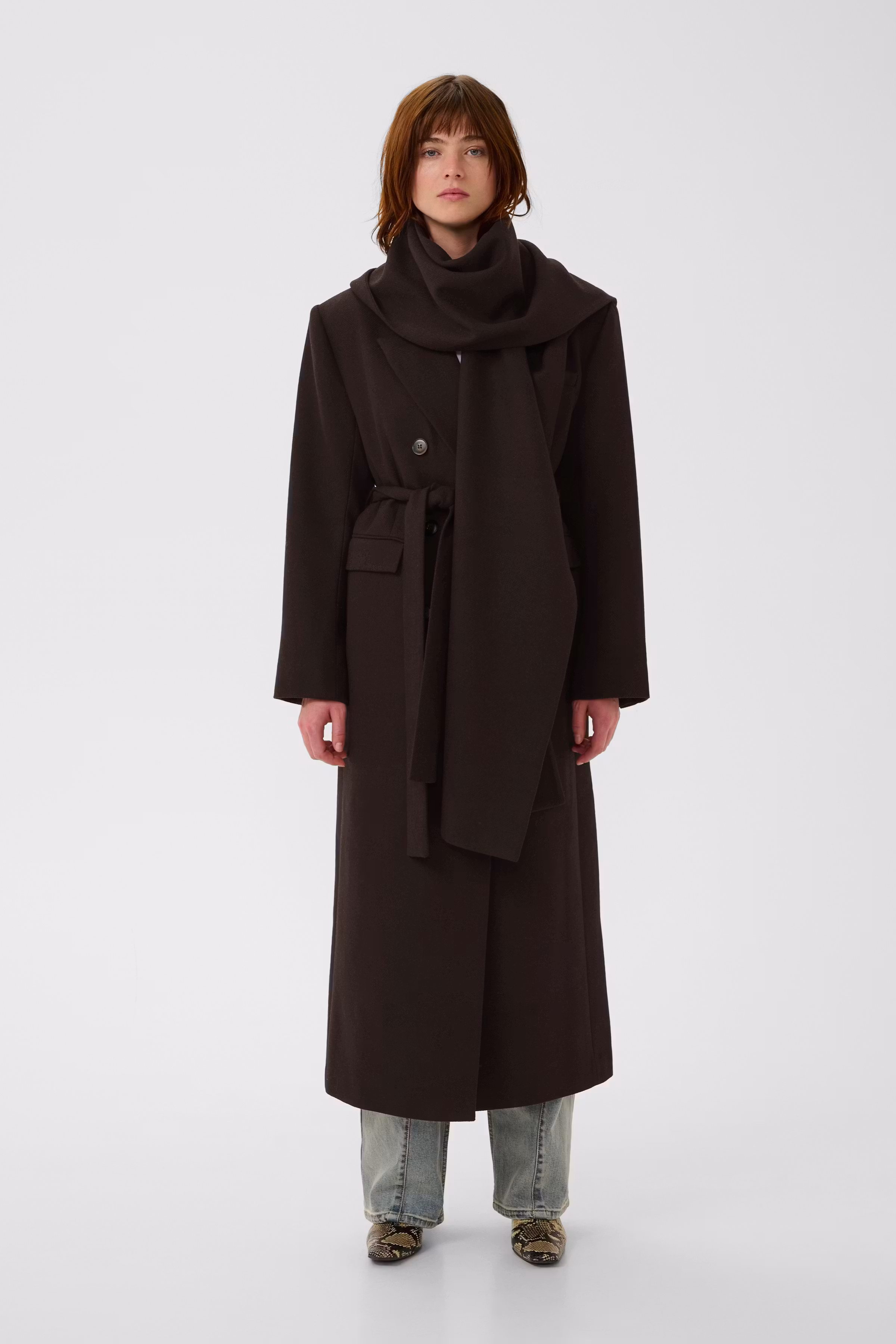 GZvenja Long coat LOOKBOOK FRONT 10911300-191018