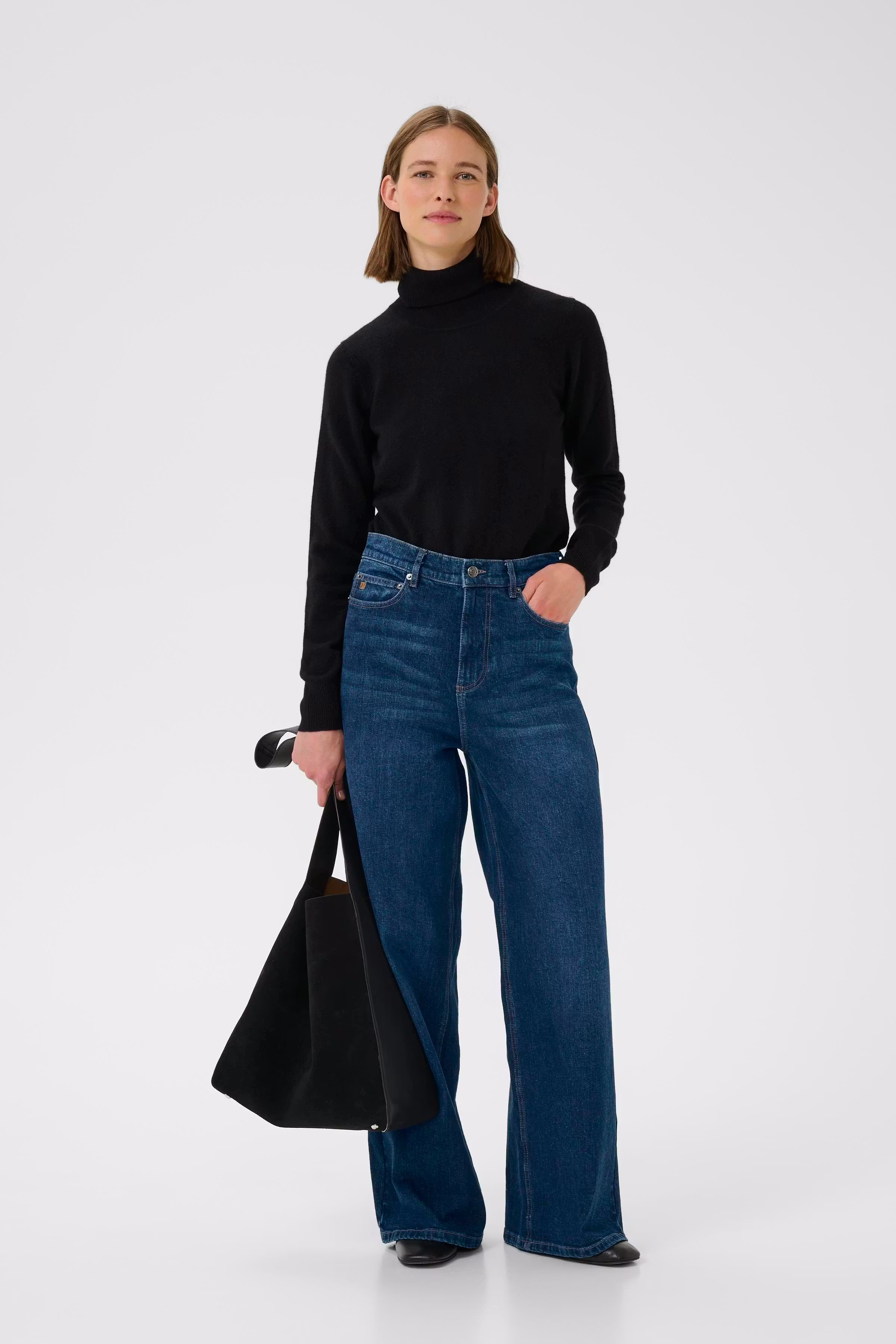 NanaIW Jeans LOOKBOOK FRONT 30111109-304092