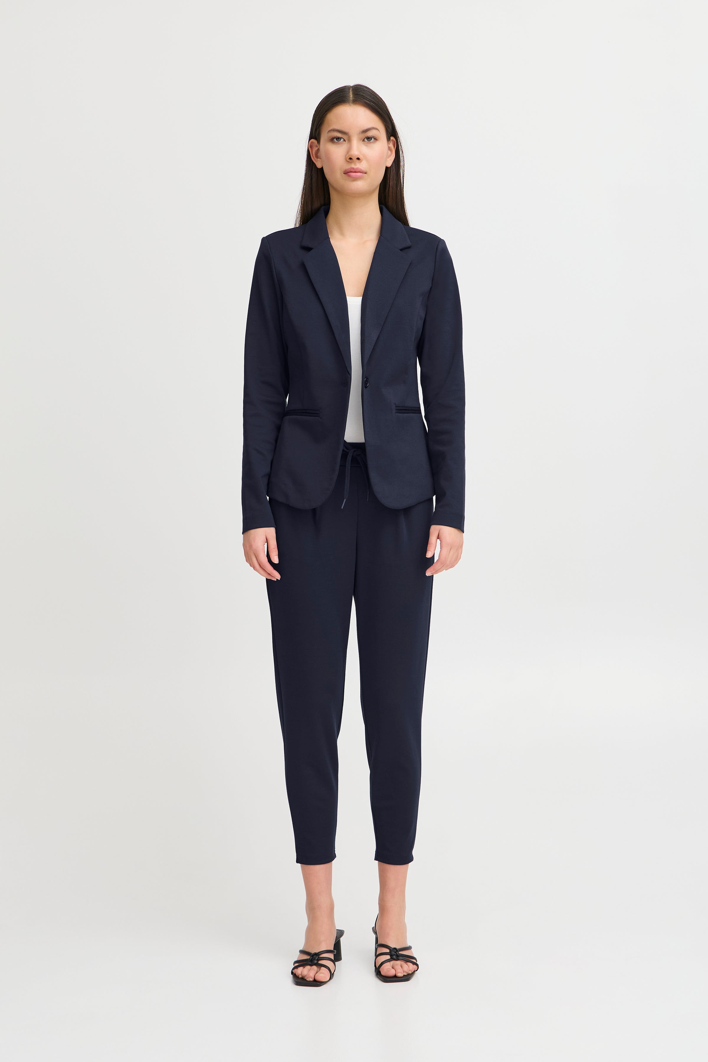 KATEIH BUKSE - CROPPED  LOOKBOOK FRONT 20104757-14044