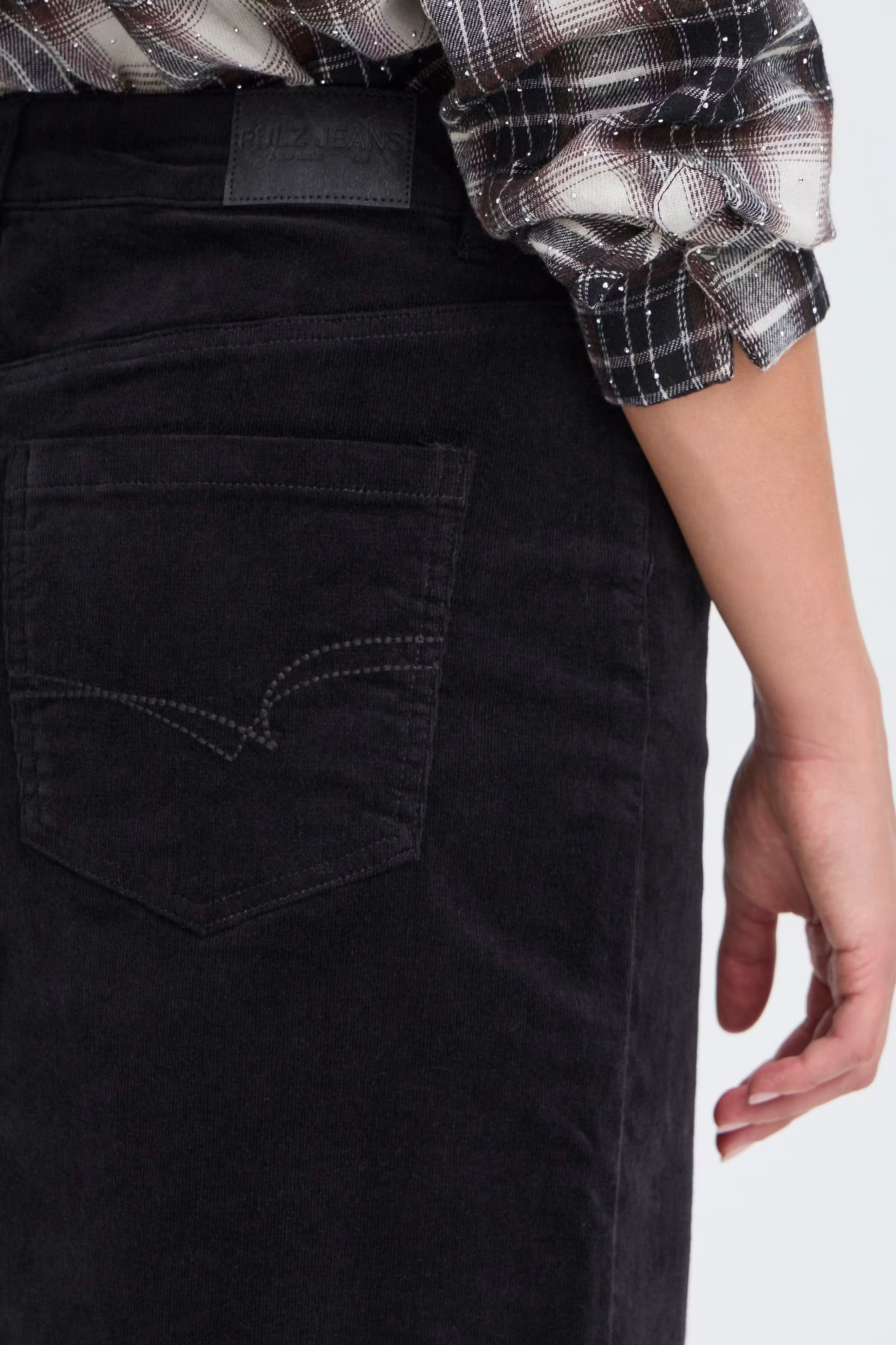 PZSALLY Skjørt LOOKBOOK DETAIL 50210076-193911