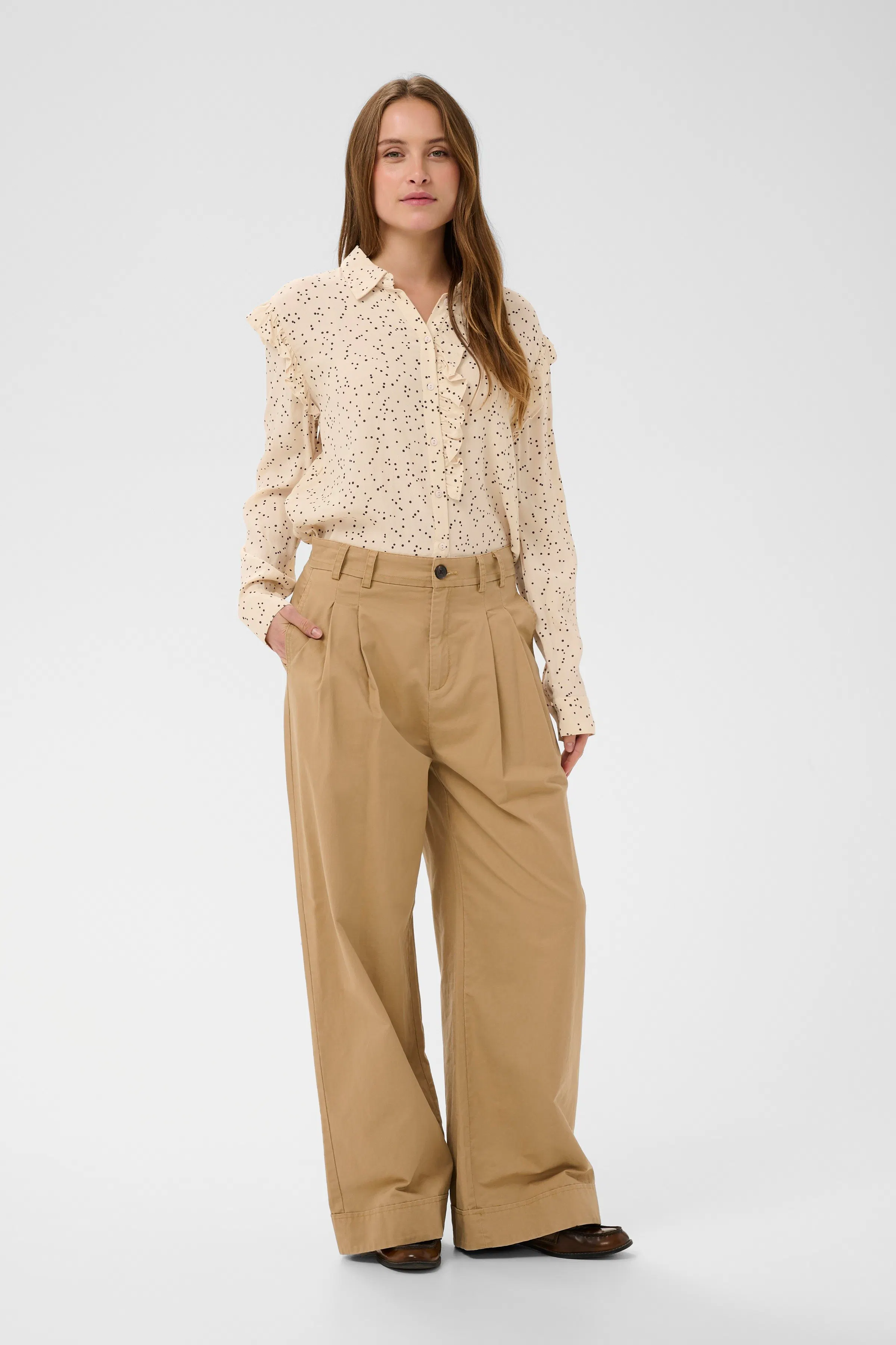 PierraSZ Skjorte LOOKBOOK FRONT 30514931-304624