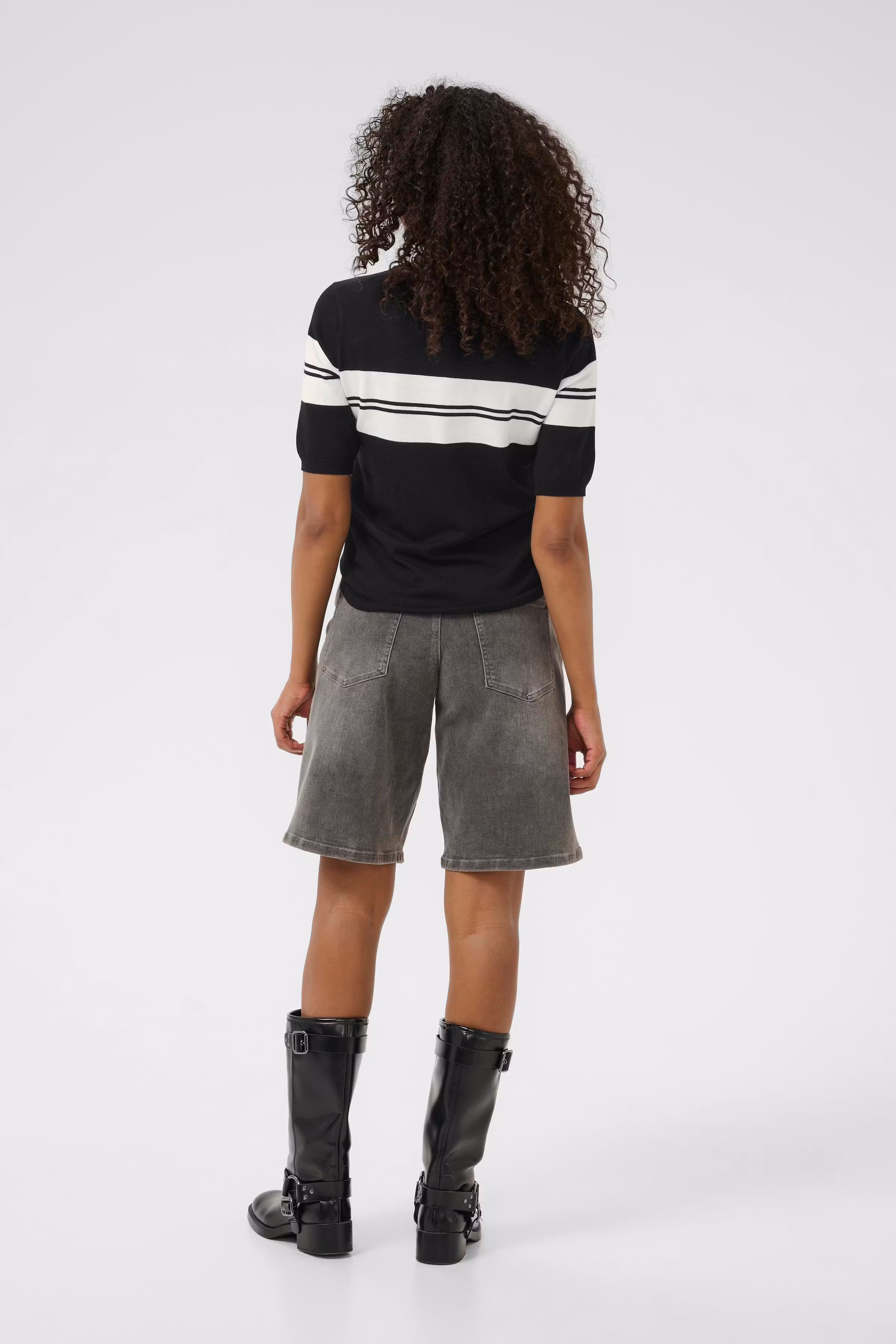 KAlizza Pullover LOOKBOOK BACK 10508410-107916