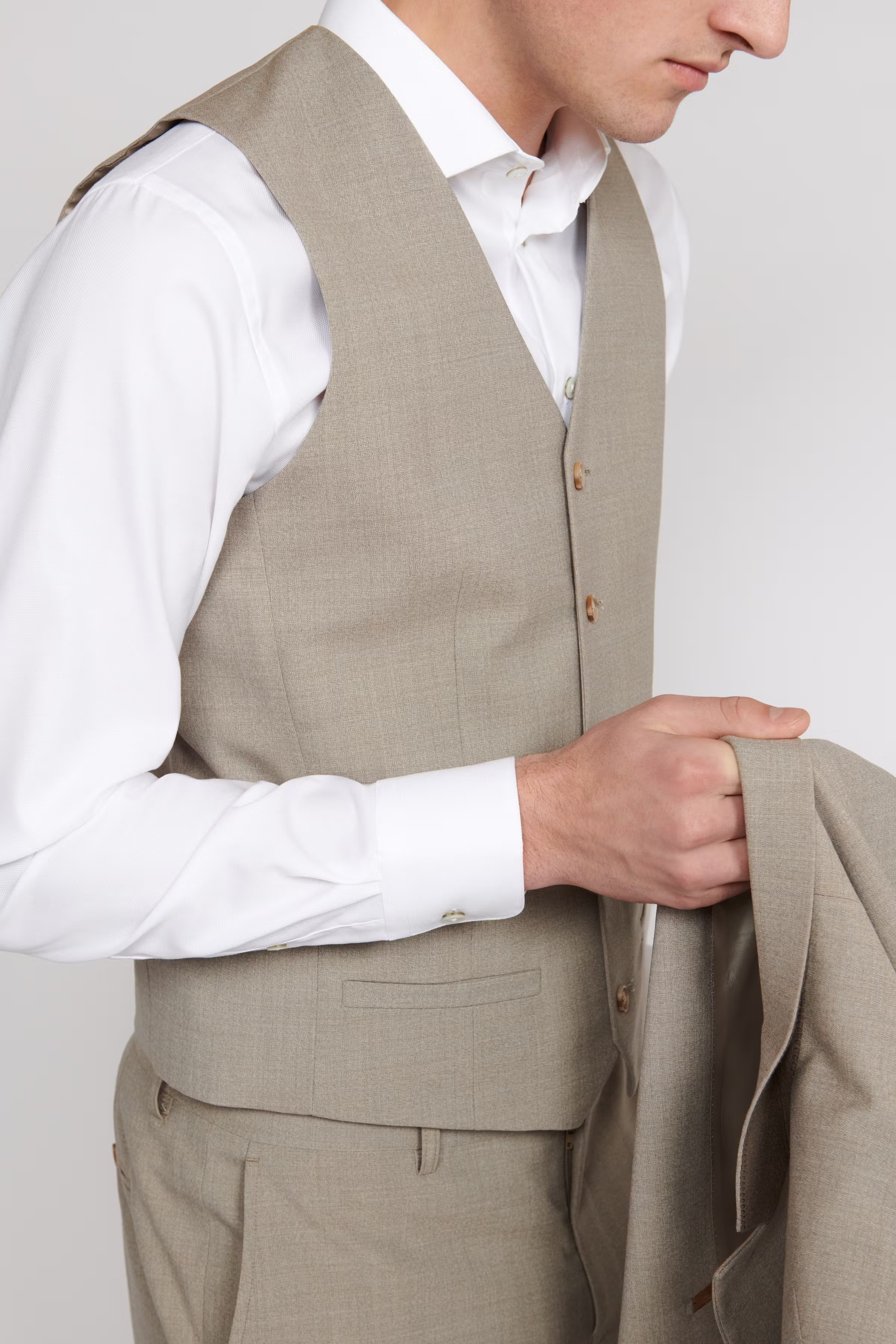 MAbreck Vest LOCATION NONE 30207354-1611051