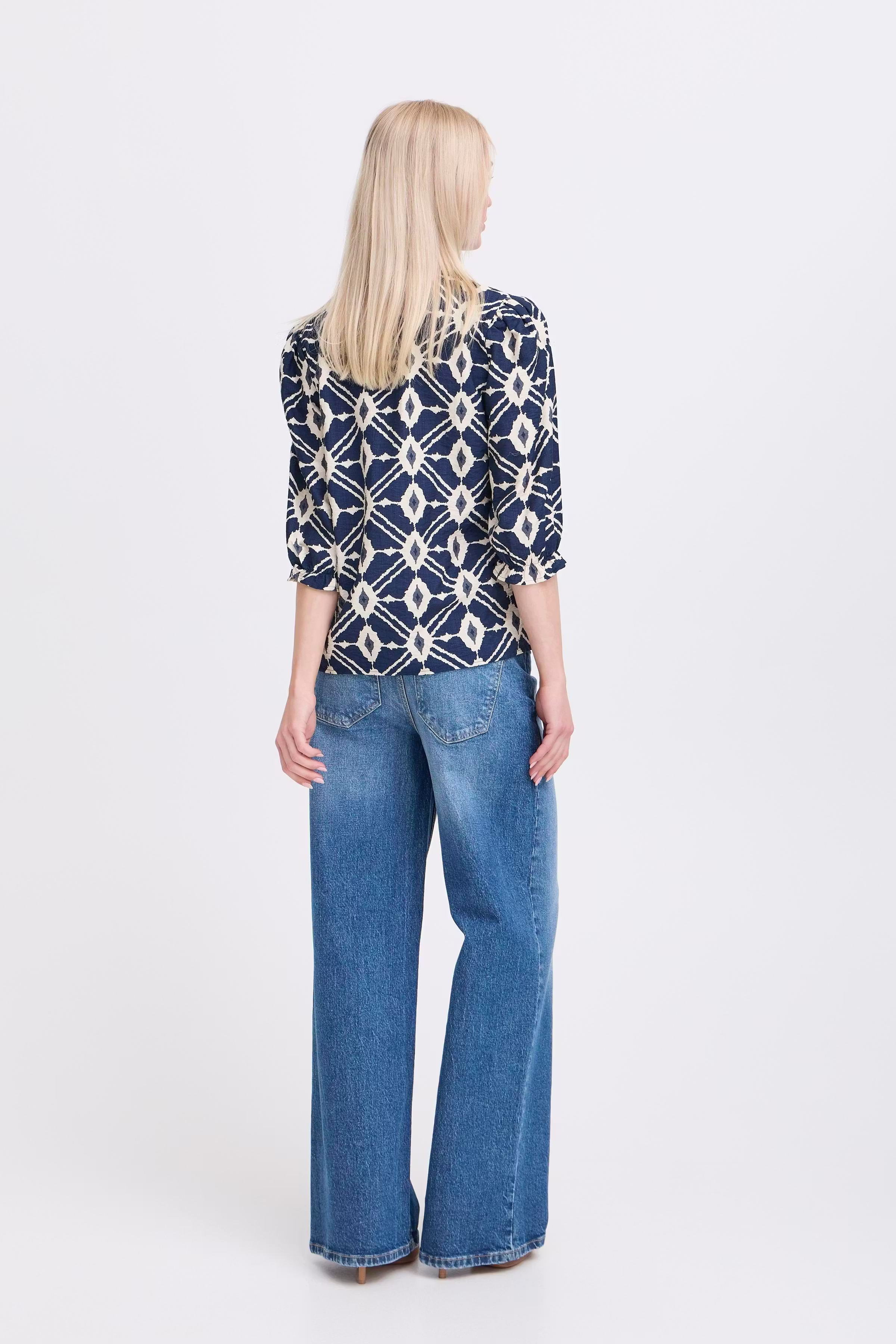 BYIKAIA Bluse LOOKBOOK BACK 20818367-900003021