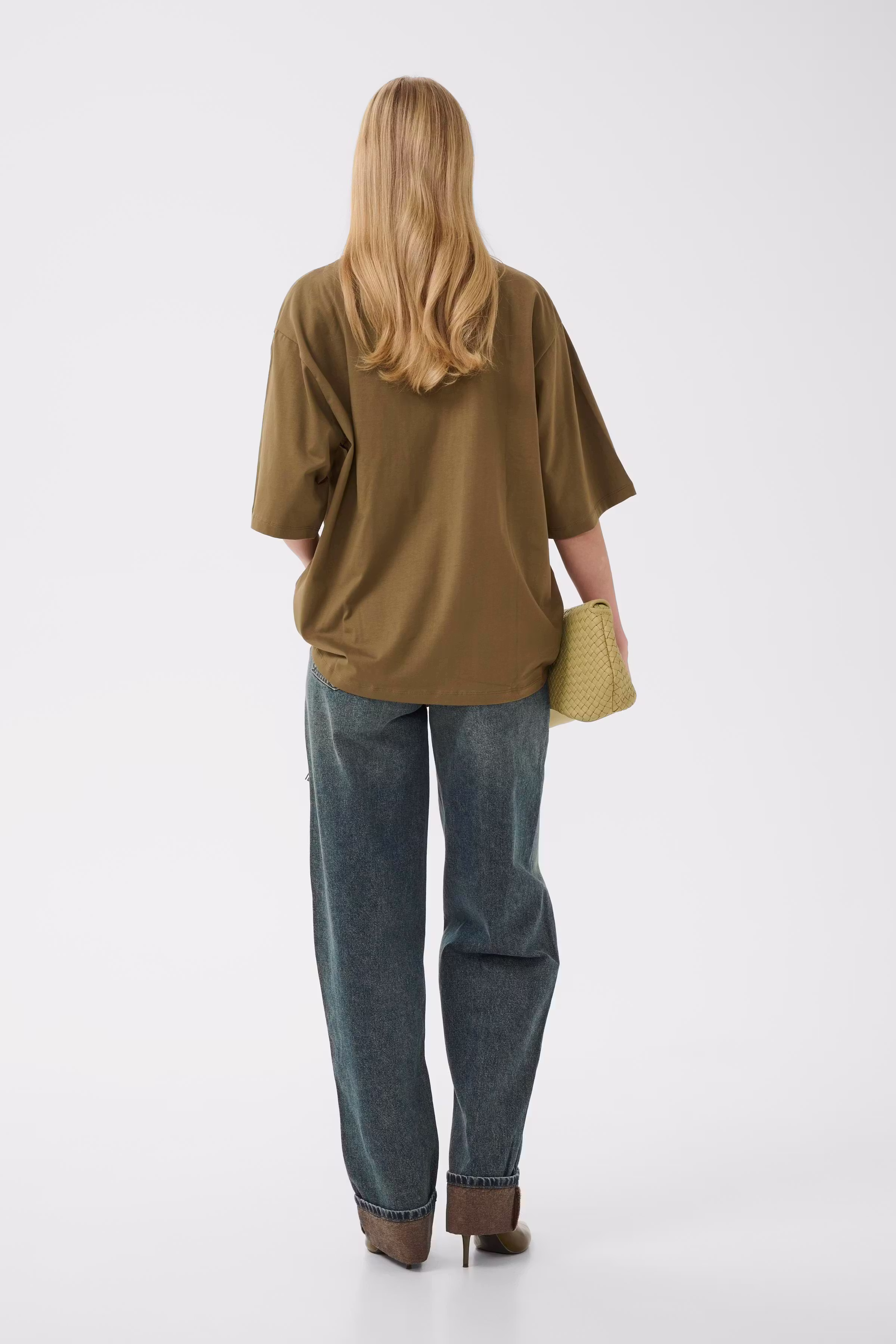 GZtimune Oversized t-shirt LOOKBOOK BACK 10911405-190622