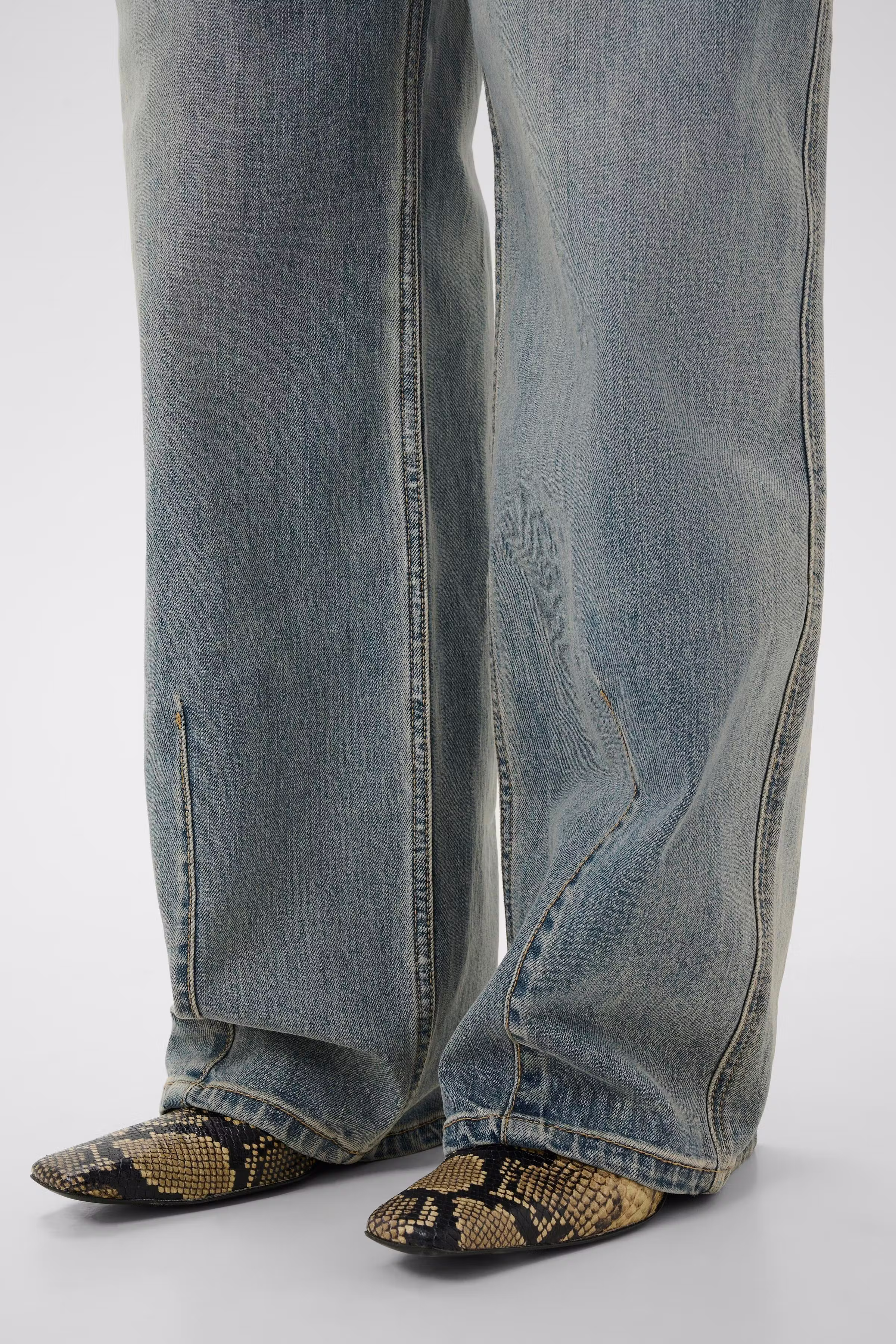 GZnoma Jeans LOOKBOOK DETAIL 10911185-109408