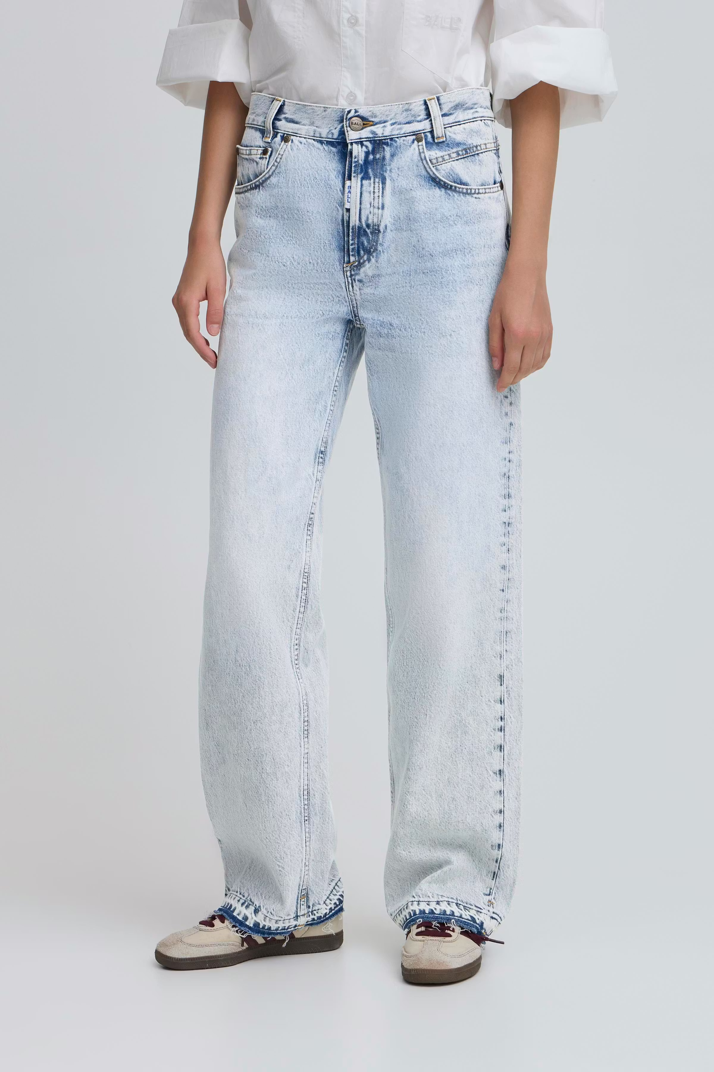 BASERENA Jeans LOOKBOOK FRONT 50405359-204625