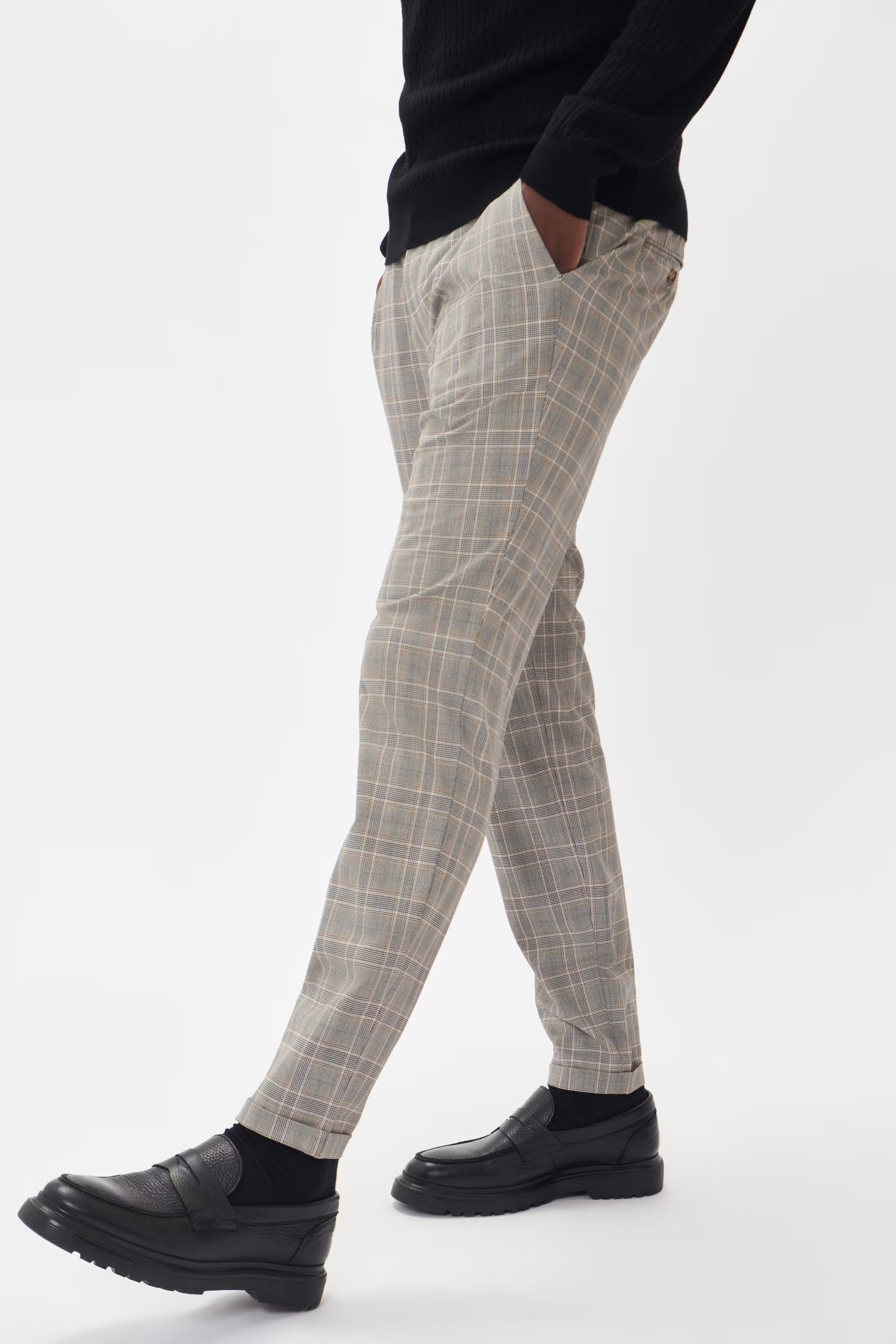 MAliam Hose LOCATION NONE 30207329-190808