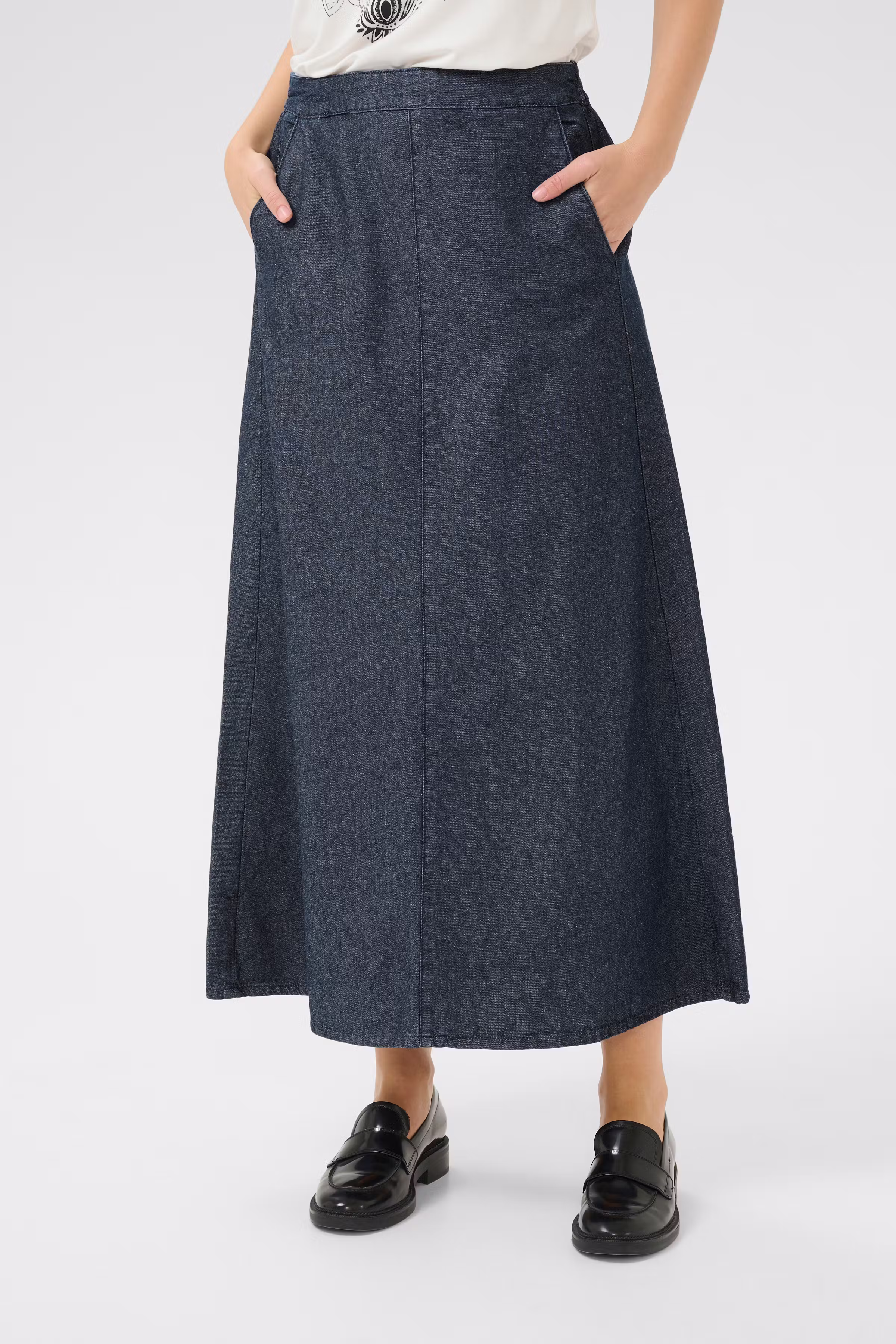 BPalice SkjÃ¸rt LOOKBOOK FRONT 10590940-107757B