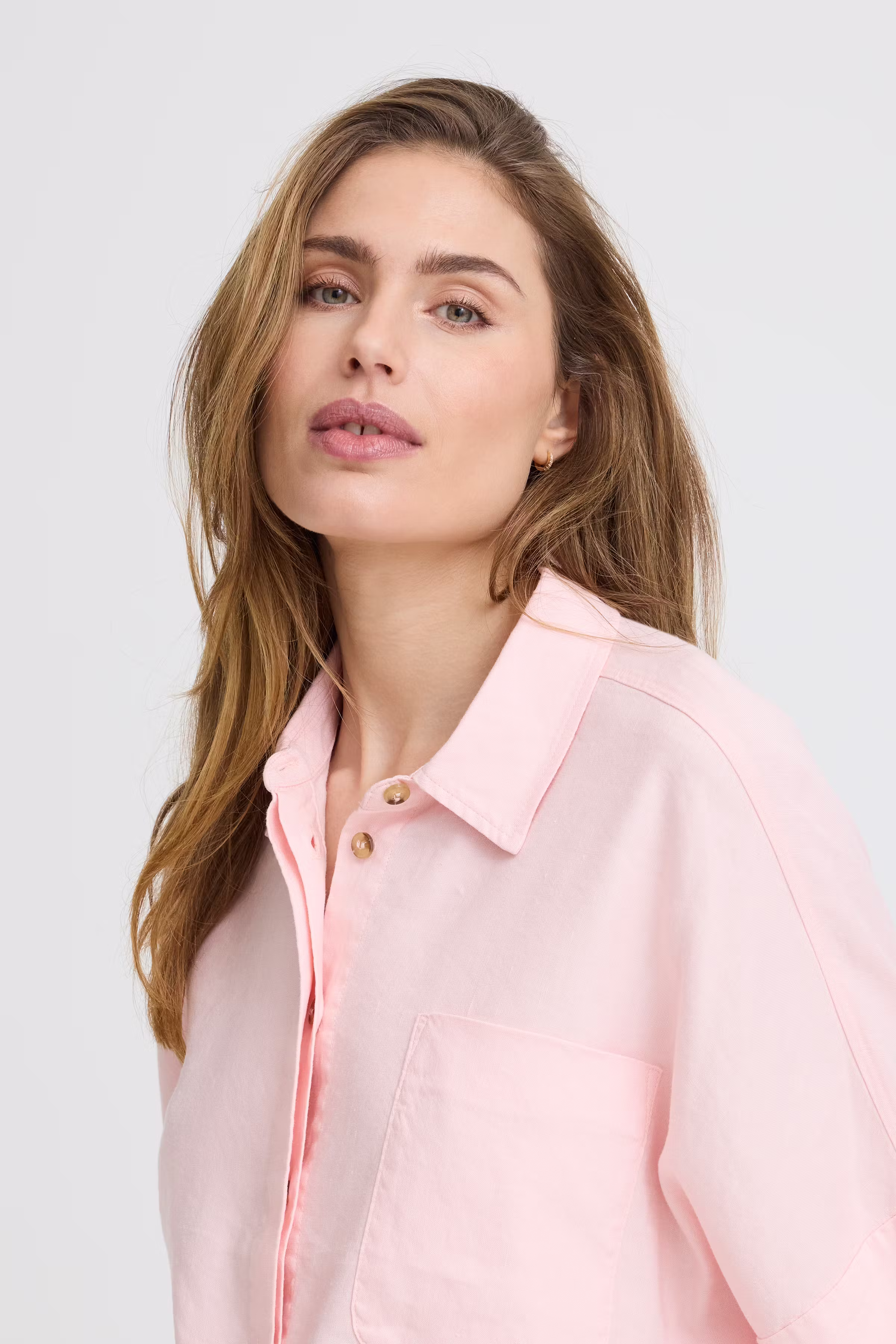 PZLUCA Skjorte LOOKBOOK DETAIL 50210426-132004