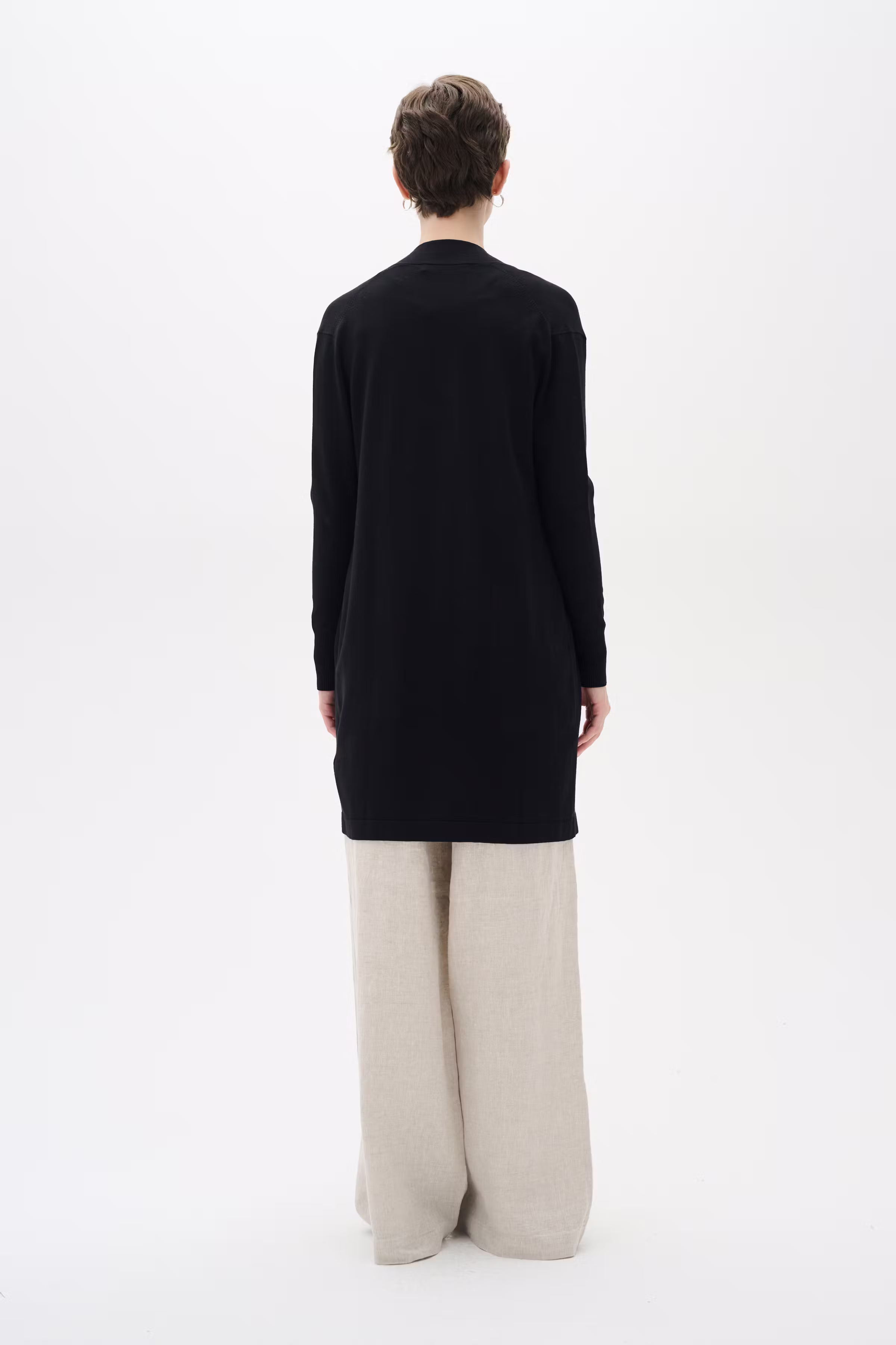 ReneeIW Cardigan LOOKBOOK BACK 30100787-10050