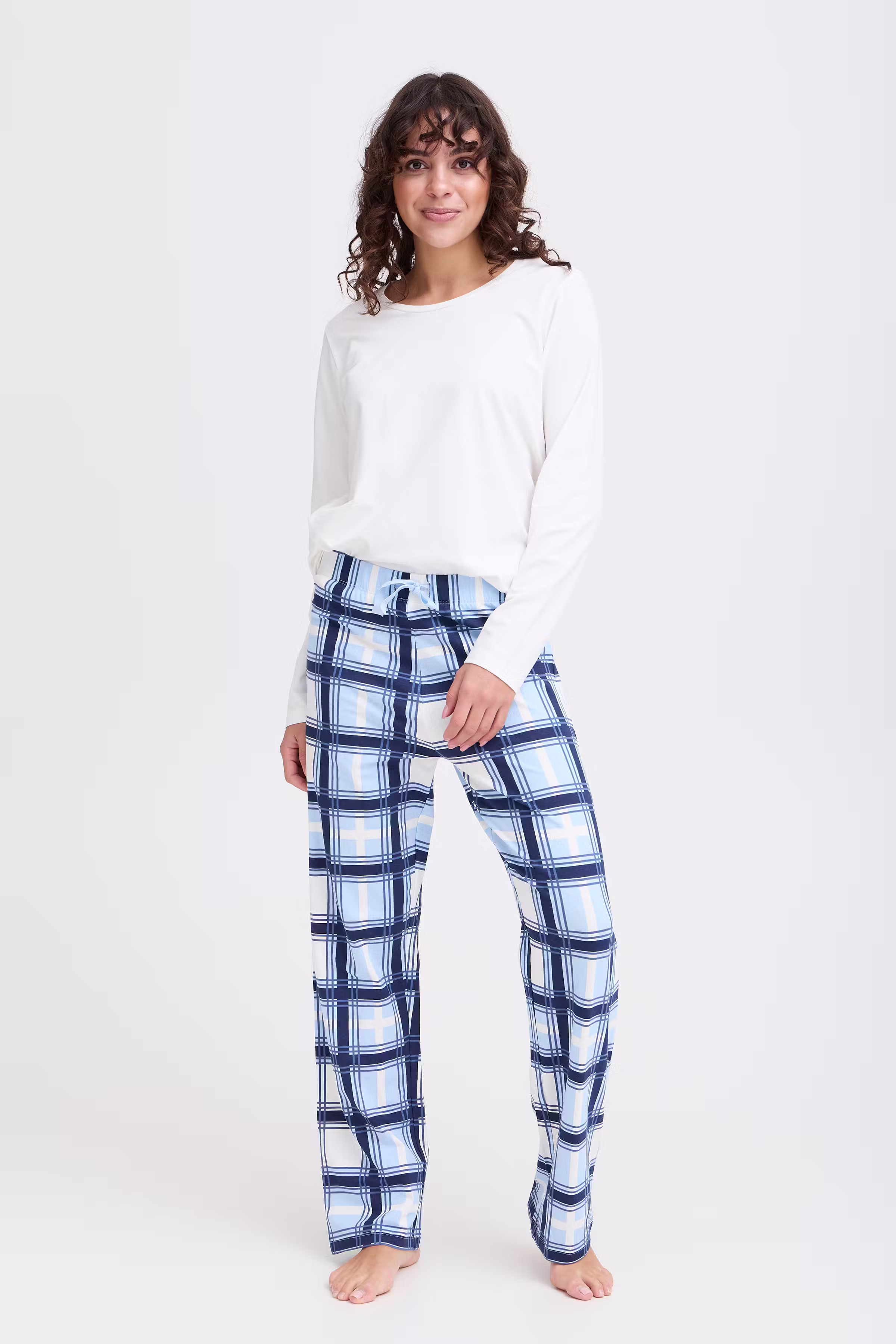FXKAFI SET 1 Nattøy LOOKBOOK FRONT 20615606-205104