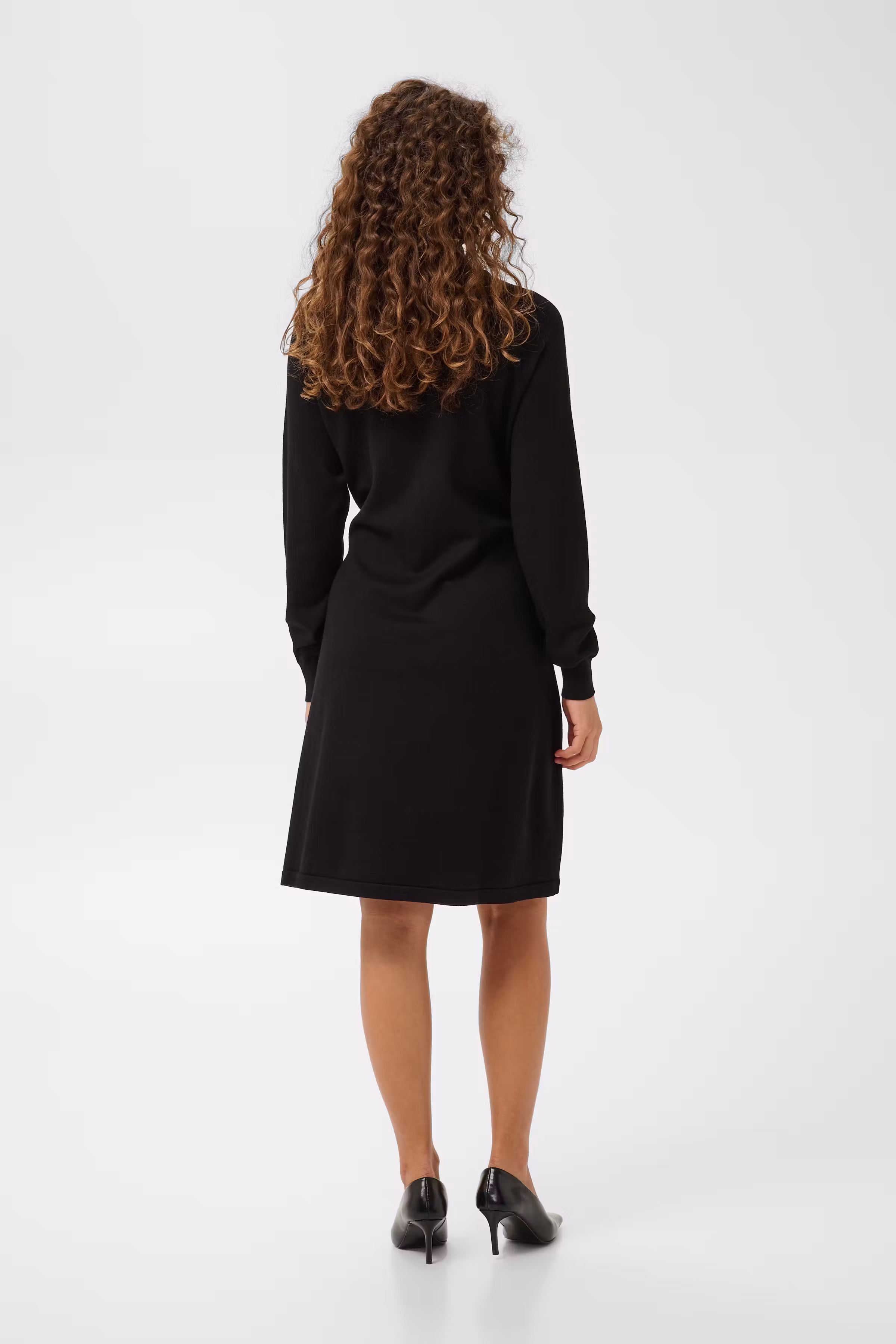 CUANIKI Kjole LOOKBOOK BACK 50114162-194008