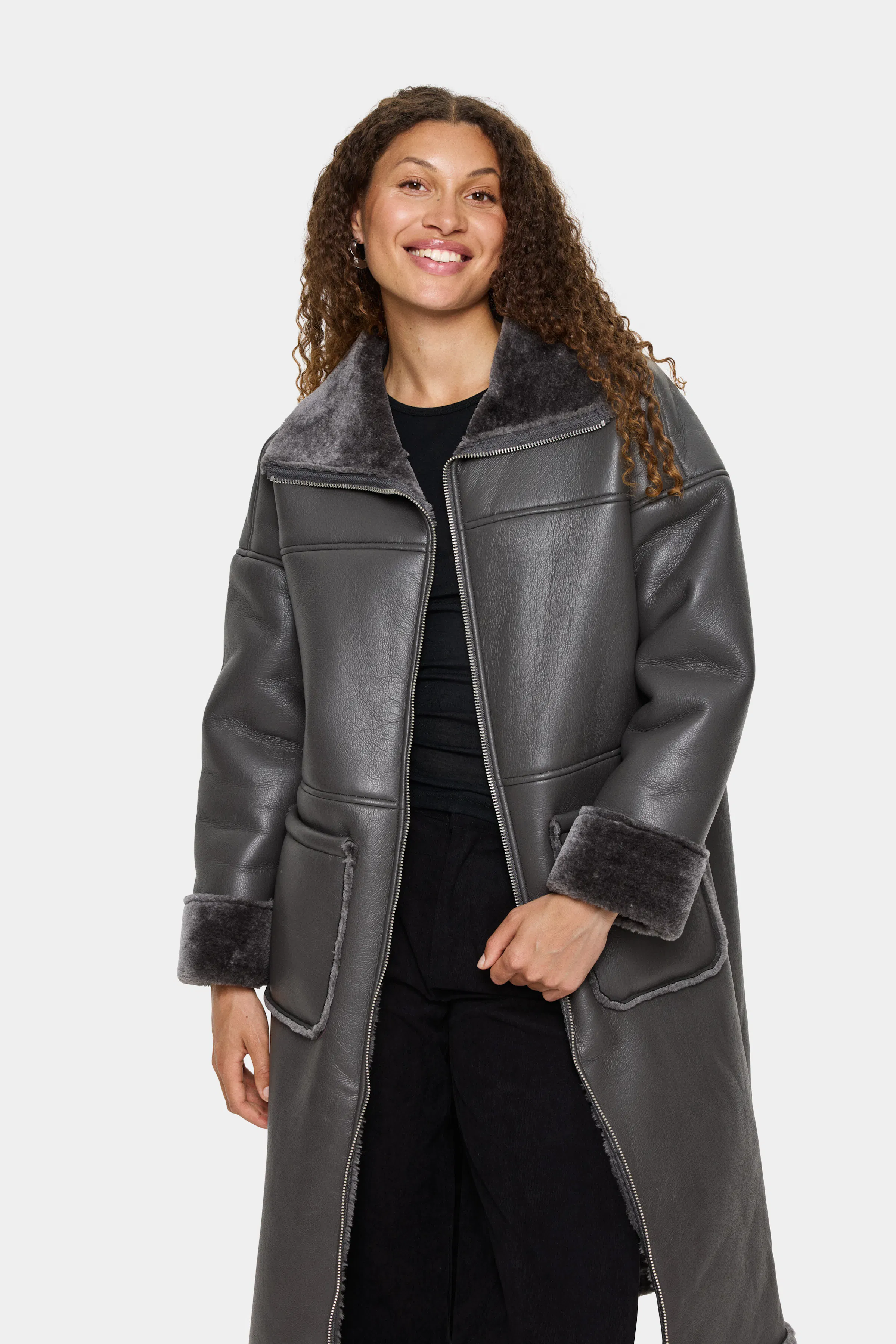 LanaSZ Outerwear LOOKBOOK FRONT 30514134-185206
