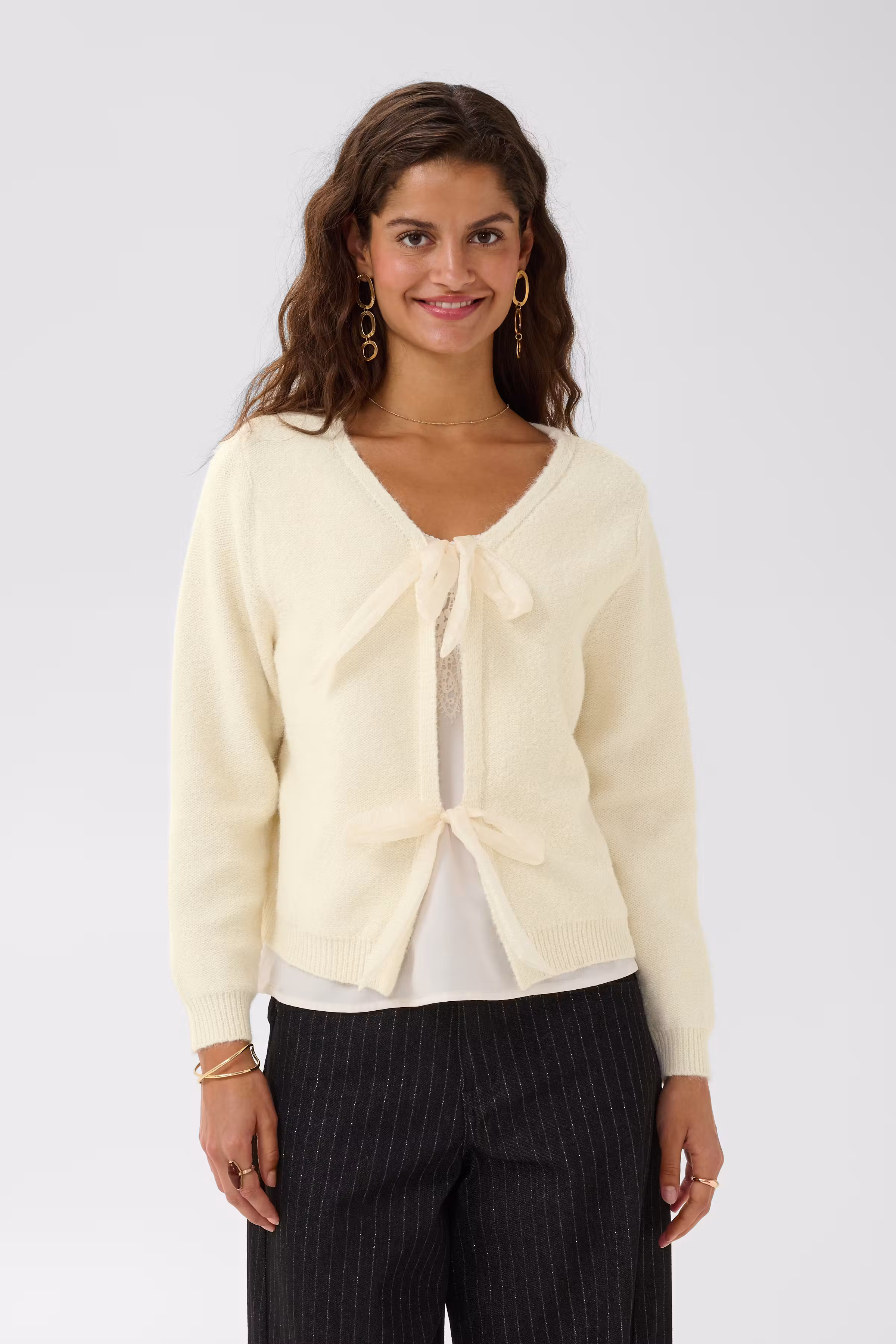 CRBulp Cardigan LOOKBOOK FRONT 10615650-110701