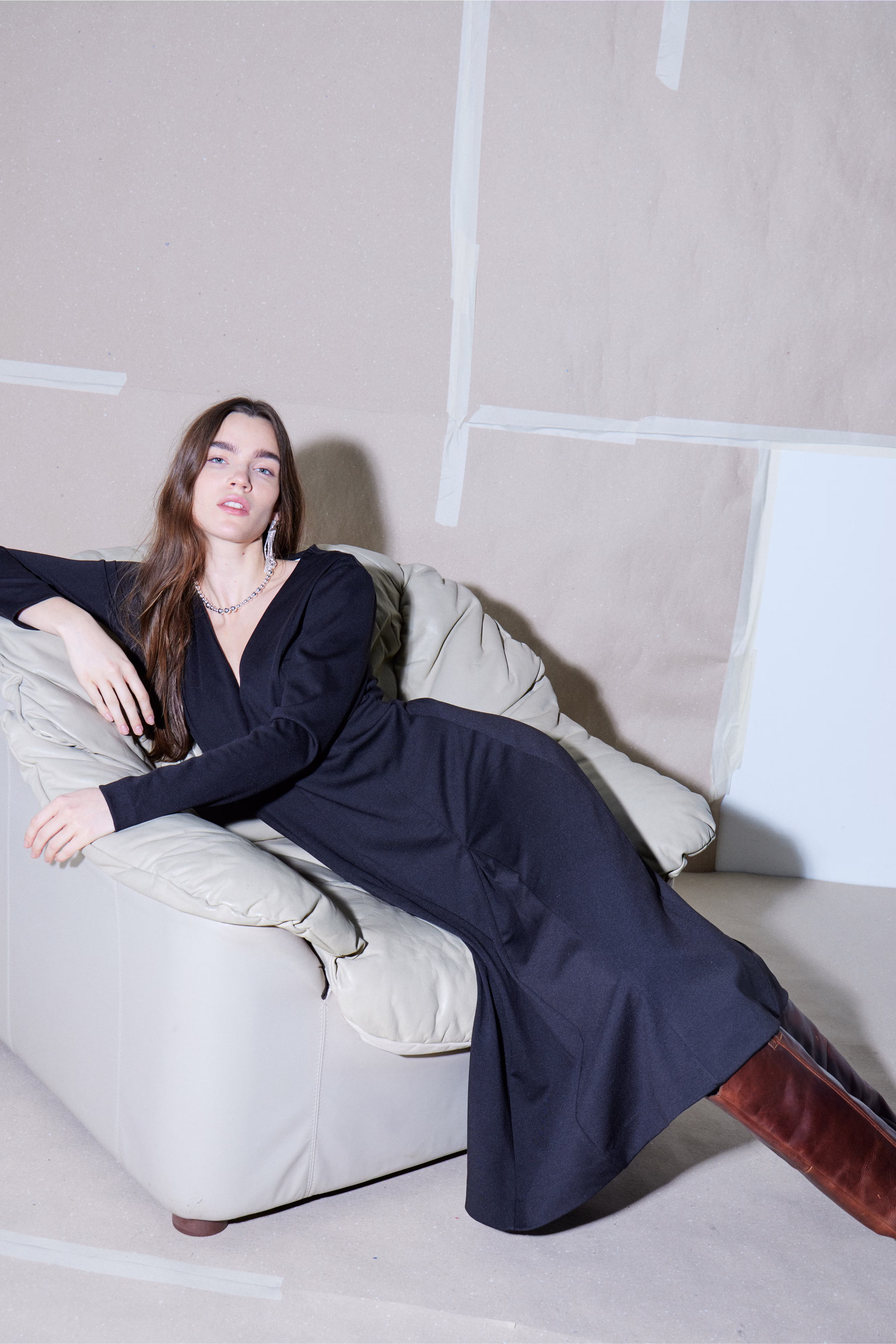 IHSIMONSE Dress LOCATION NONE 20121794-194008