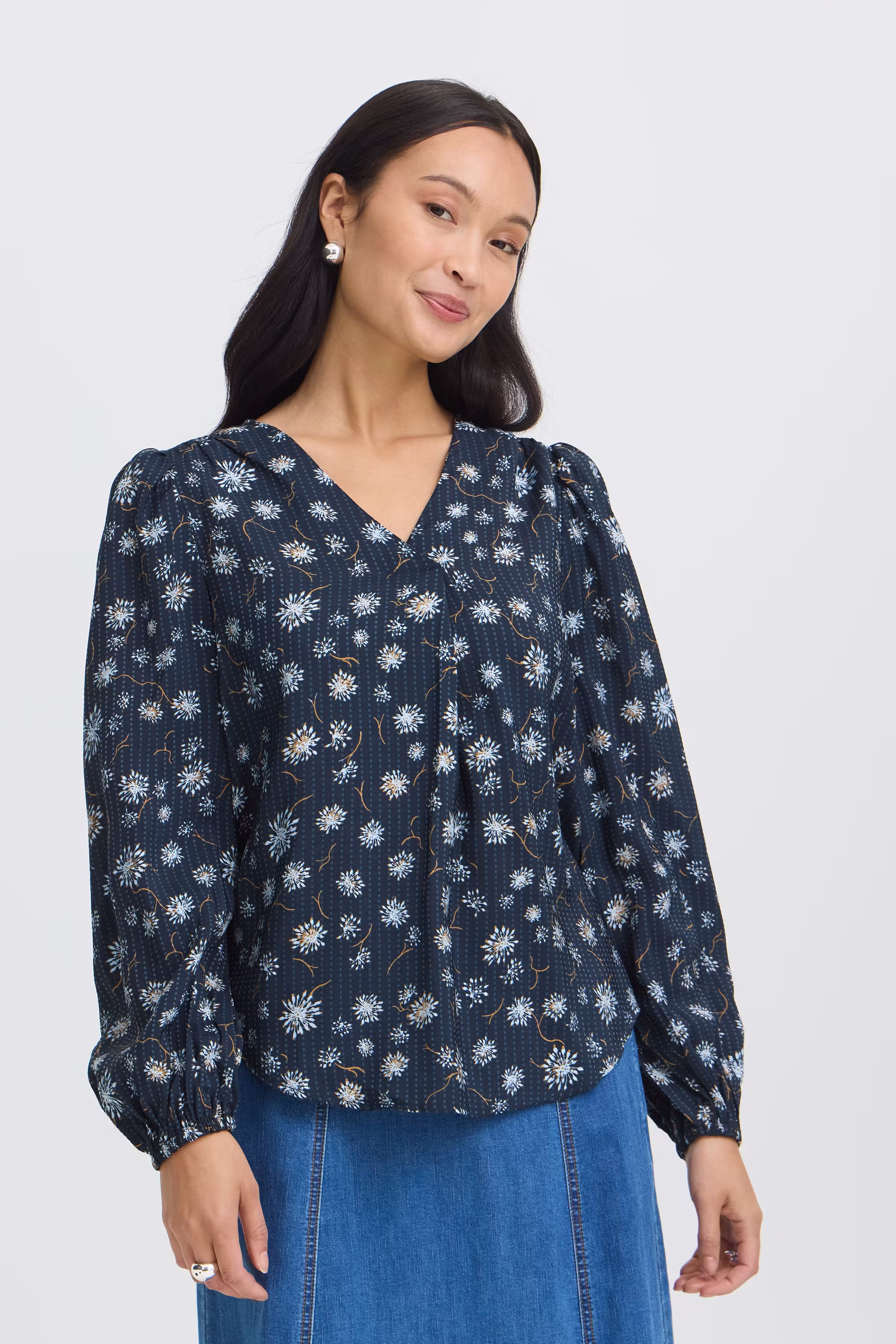 FRKALIA Blus LOOKBOOK FRONT 20617836-900009960