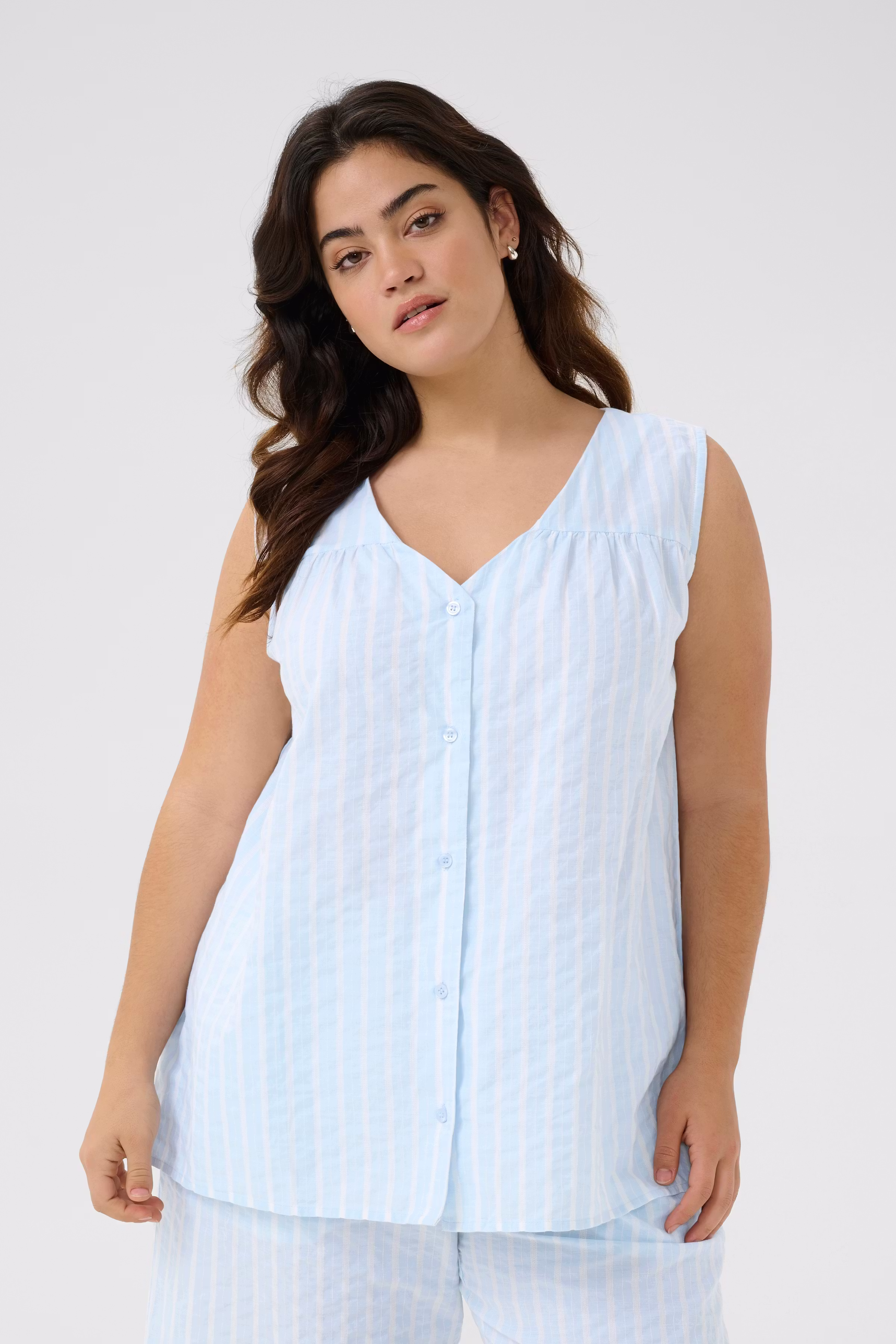 KCsira Blouse LOOKBOOK FRONT 10583294-107492