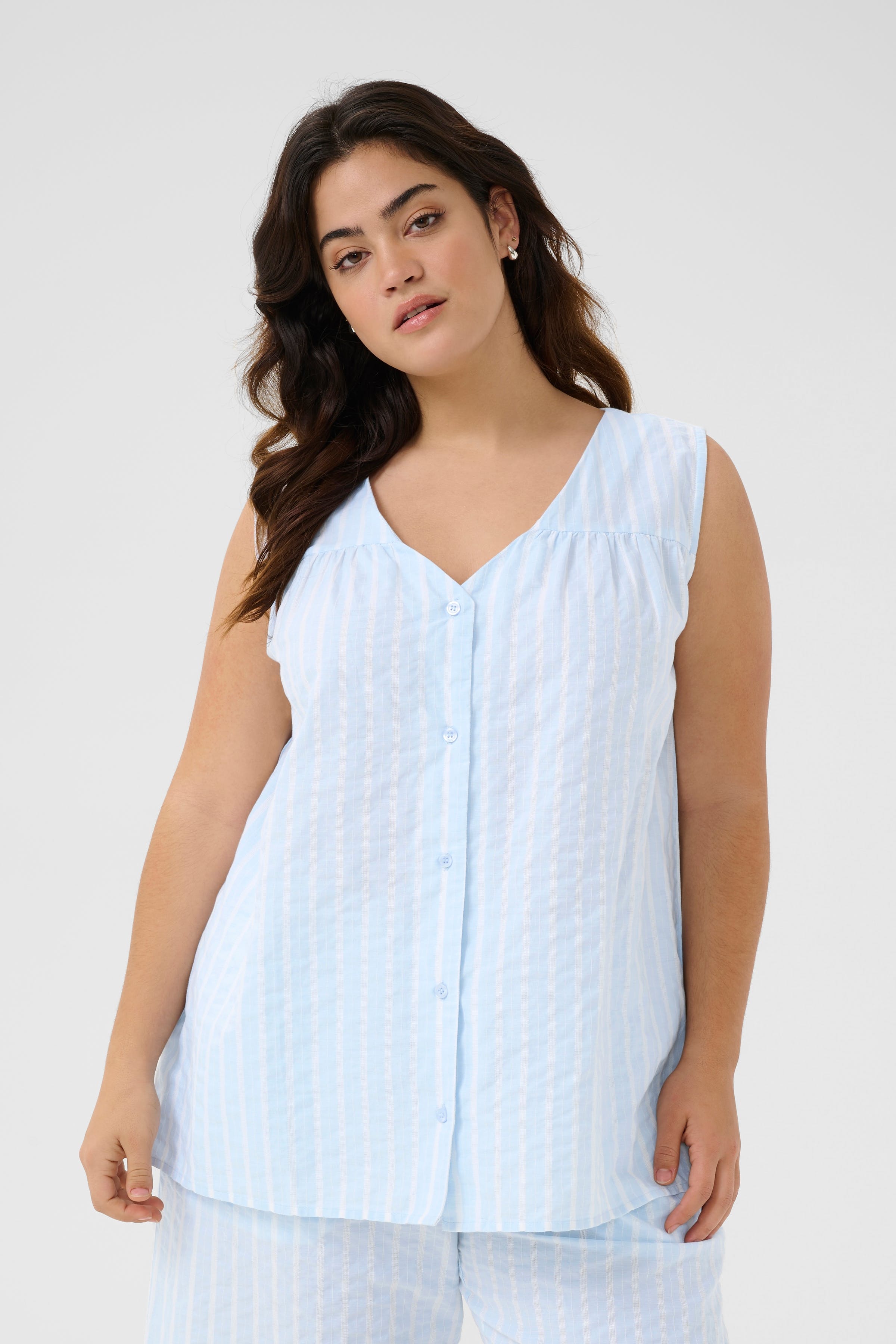 KCsira Blouse LOOKBOOK FRONT 10583294-107492