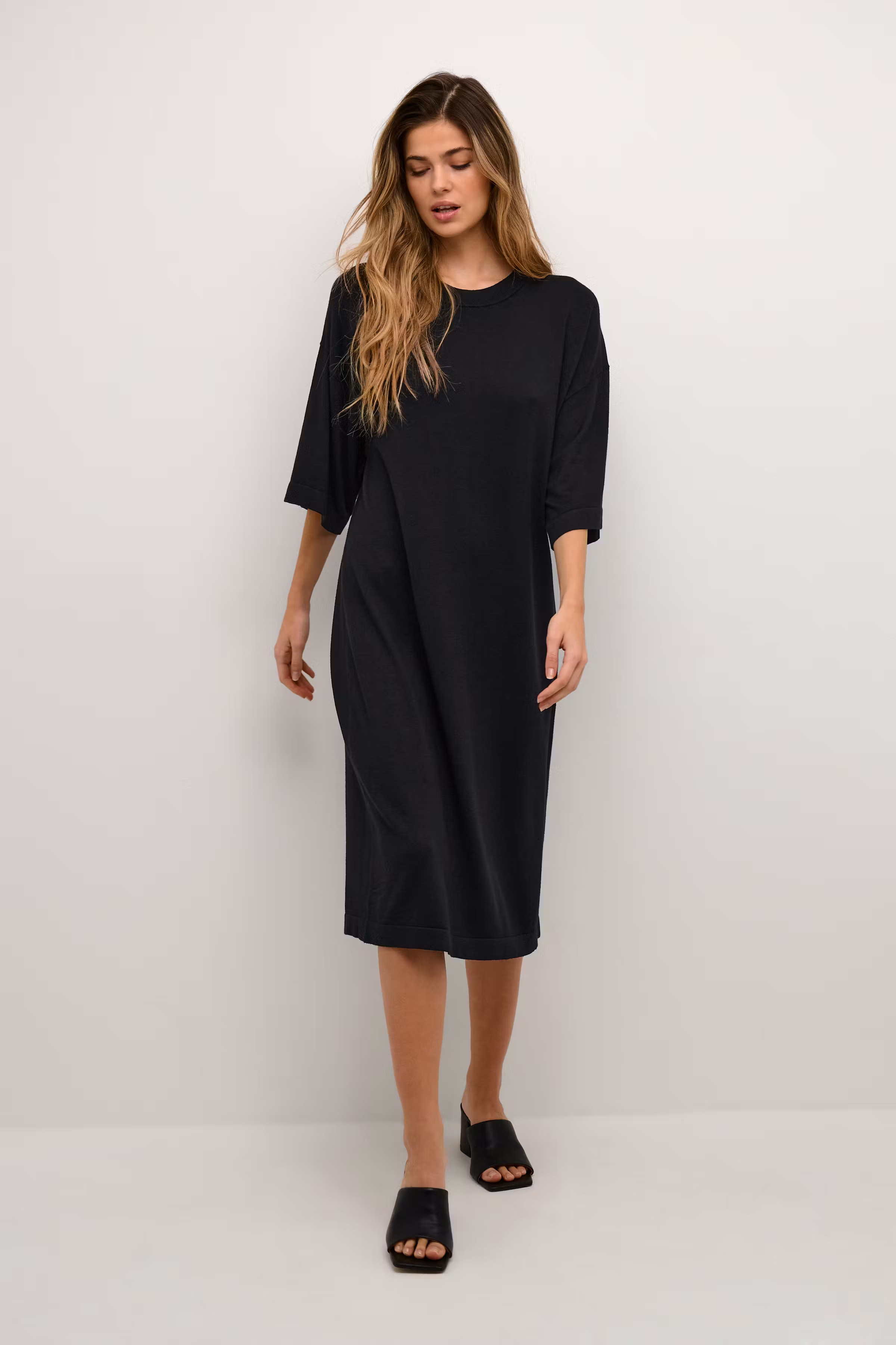 KAfenia Kjole LOOKBOOK FRONT 10507733-100121