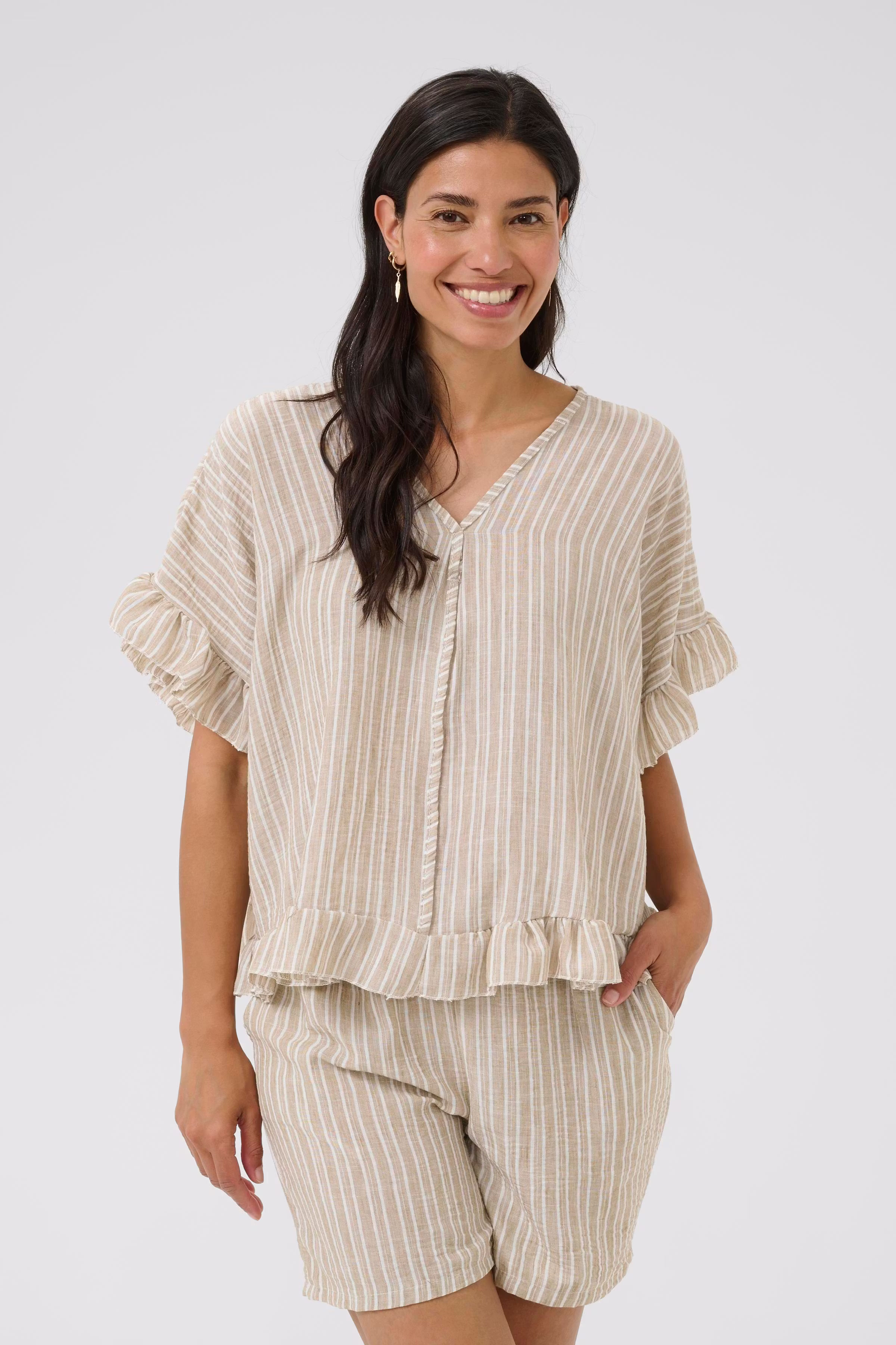 BPkarna Blouse LOOKBOOK FRONT 40103563-400888