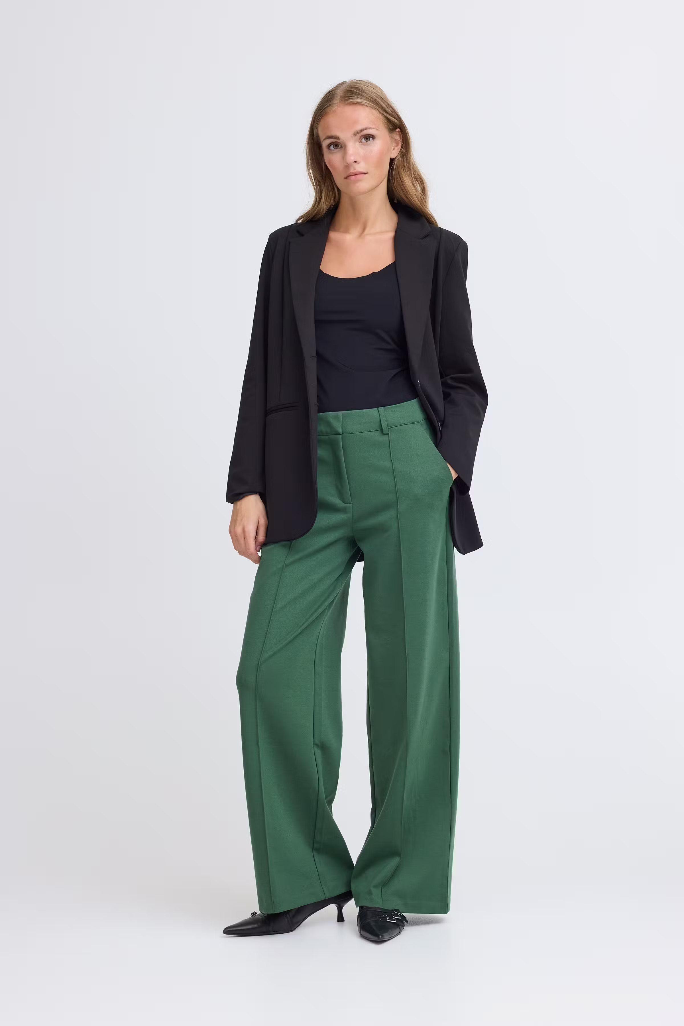 IHKATE WIDE Bukser LOOKBOOK FRONT 20116768-195920