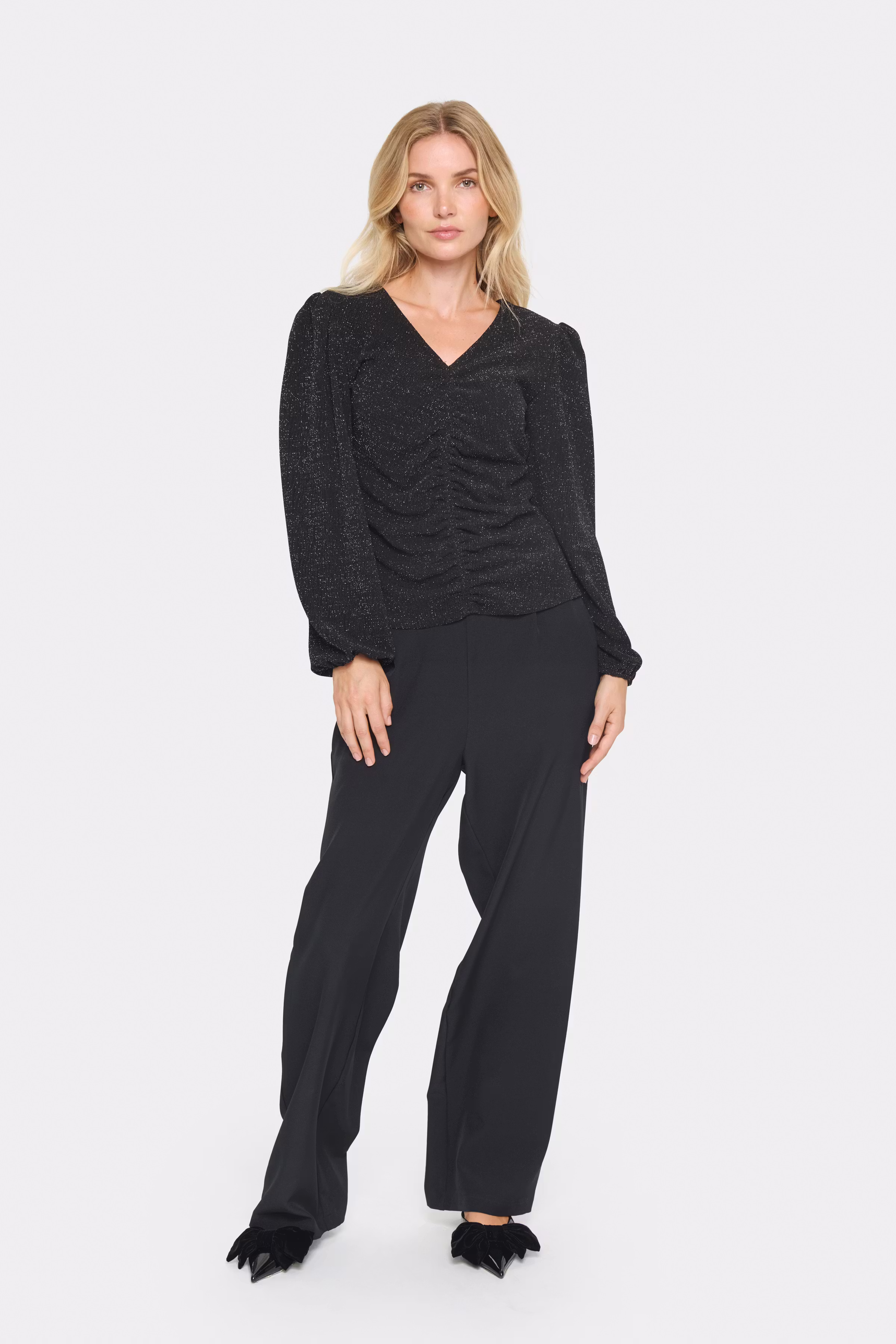 HelaSZ Blus LOOKBOOK FRONT 30513641-193911