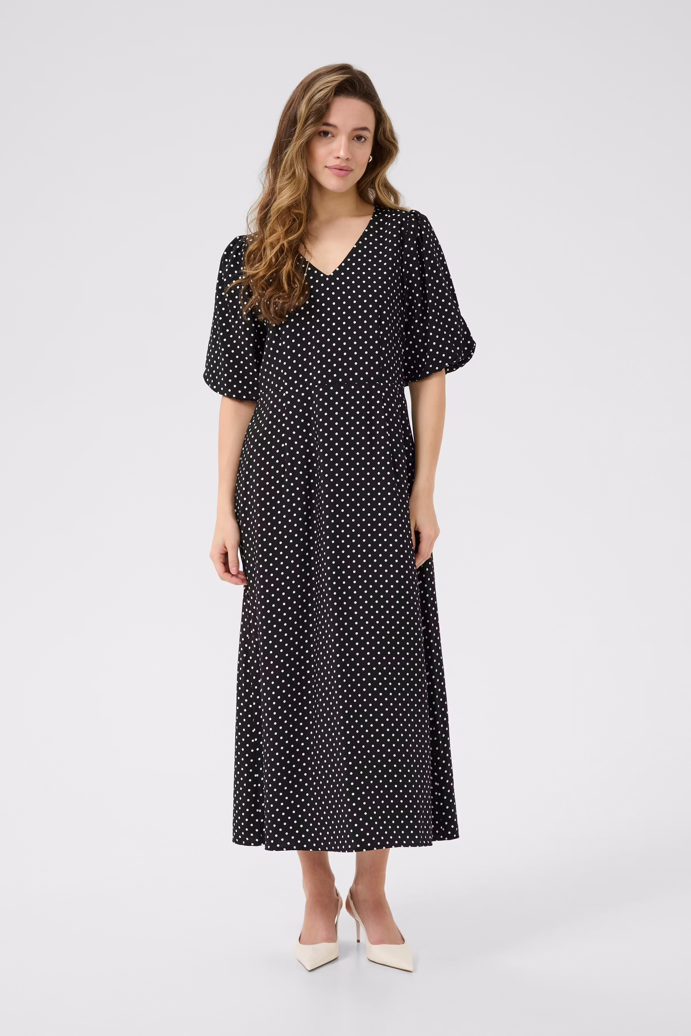 KAgwen Jurk LOOKBOOK FRONT 10510344-107967