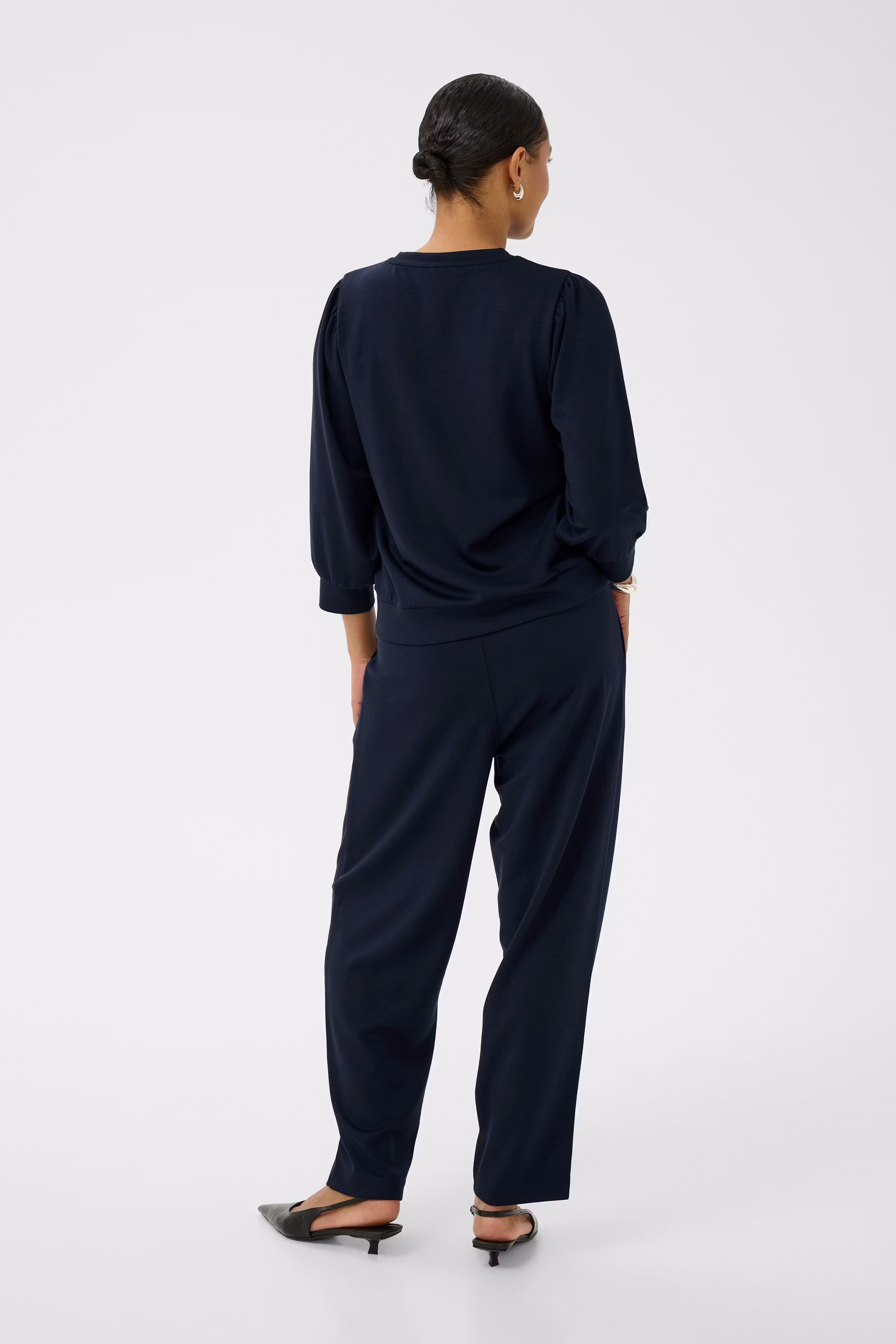 KAannie Sweatshirt LOOKBOOK BACK 10511348-194020