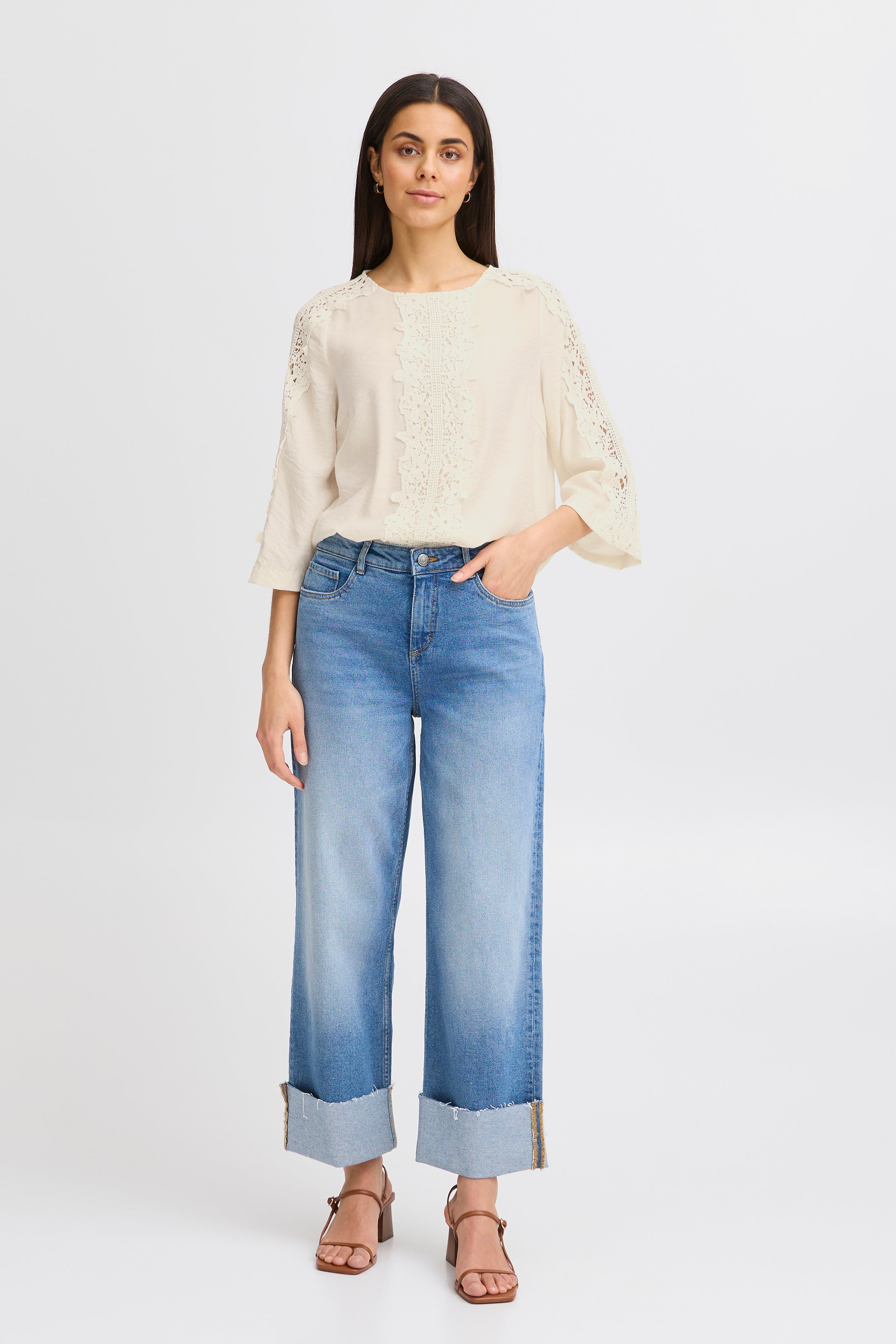 FRBLONDIE Blus LOOKBOOK FRONT 20615459-110701