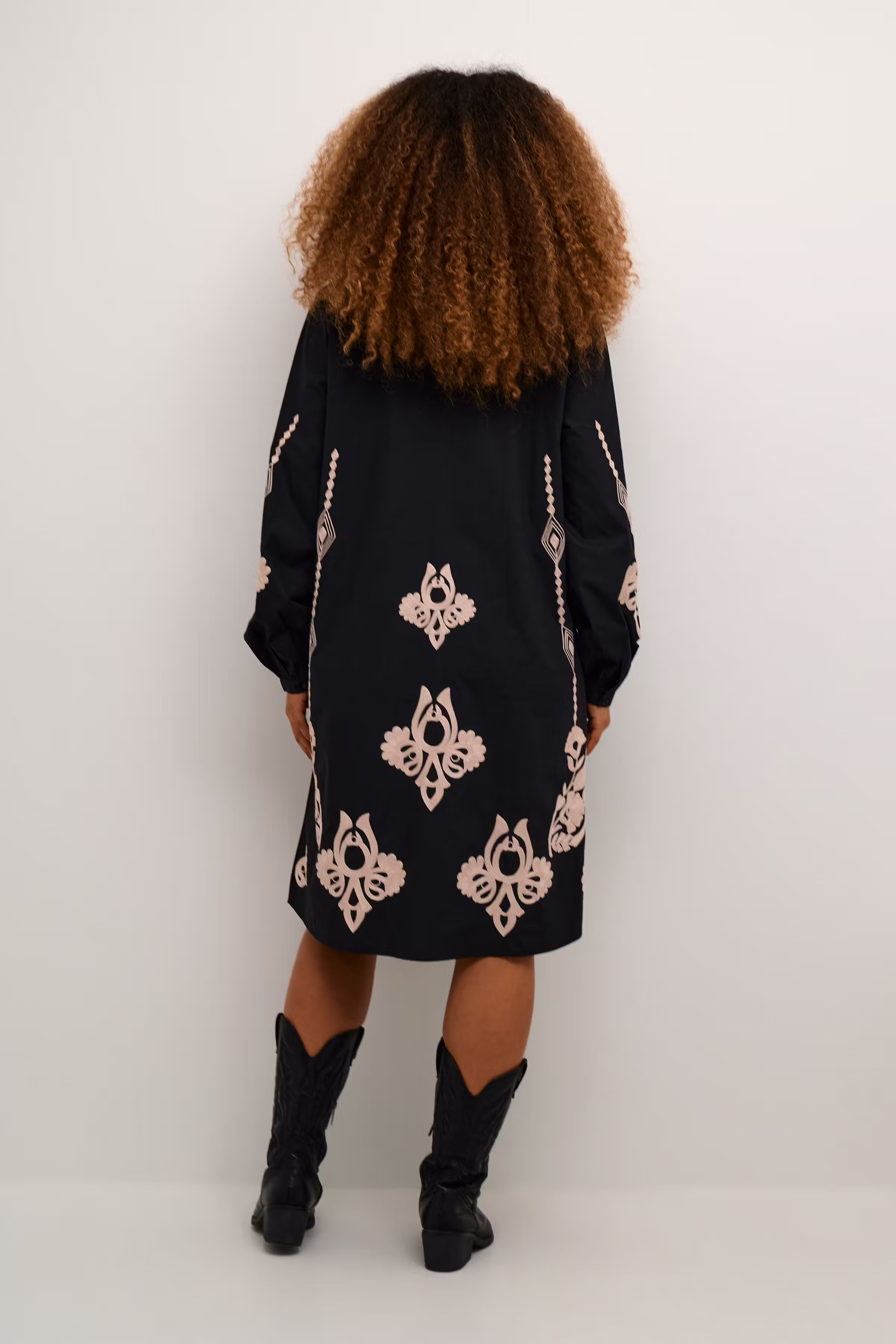 CRIpilo Kjole LOOKBOOK BACK 10612940-106519