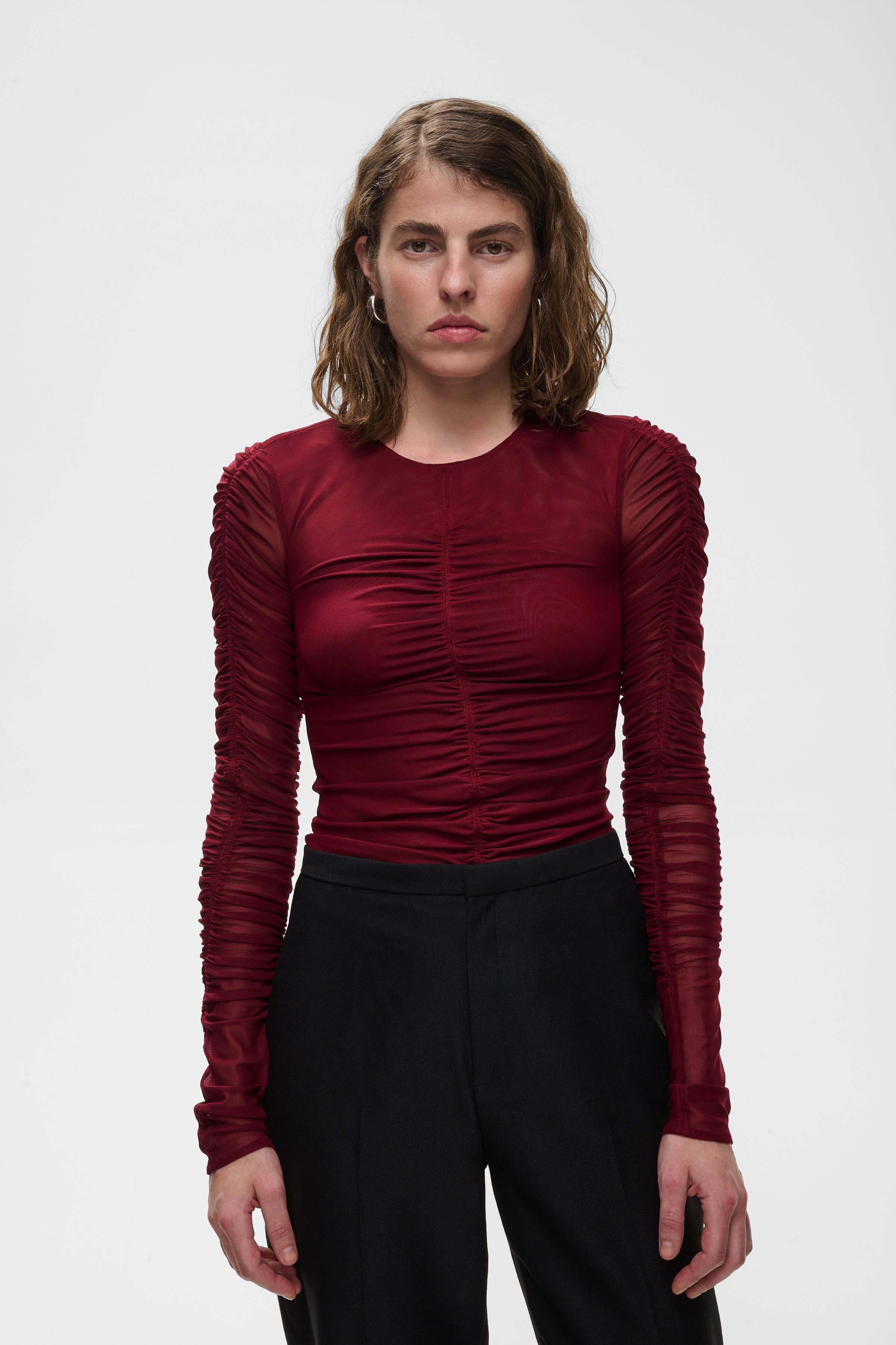 IOFatou Blouse LOOKBOOK FRONT 30600080-390000